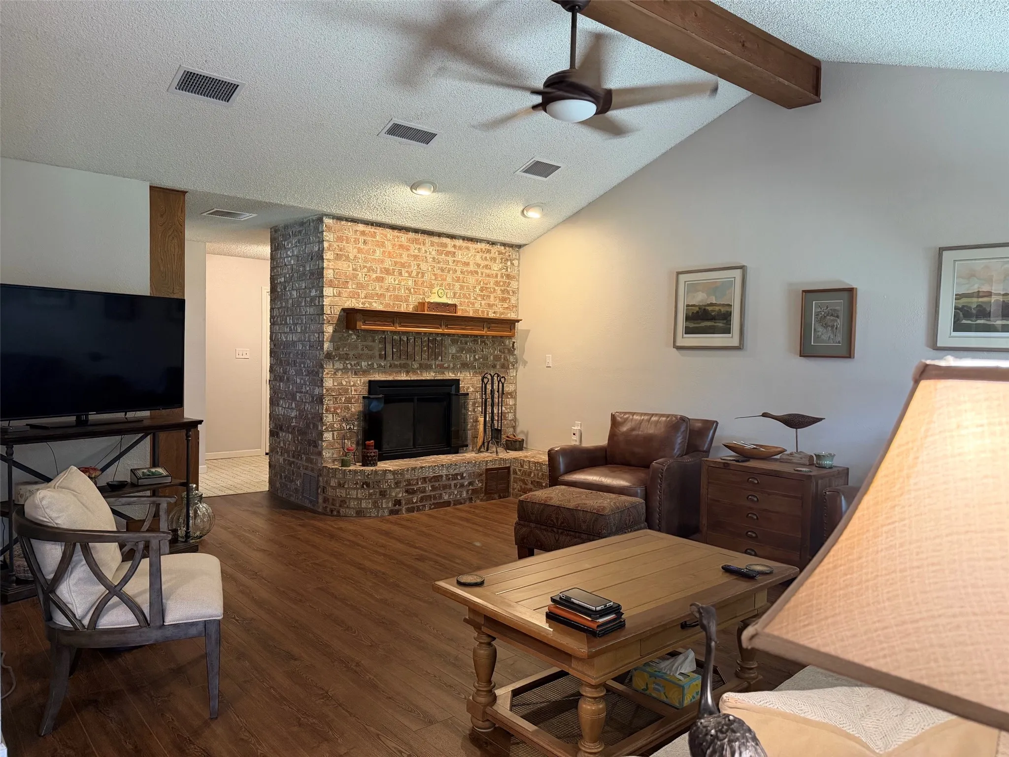 Single Family Residence For Sale in Young County , 114 Chaparral Drive, Graham, Texas 76450, 3 Bedrooms, 2 Bathrooms, 2 Garage spaces, 1,778 Sqft, built in 1983, Price $355,000, mls#21312321, Real Estate Agent in Graham, Homes For Sale in Young county, Homes For Sale in Graham, Realtor in Graham Texas, Real Estate Brokerage Independent Realty Texas, Luminita Cordes Realtor