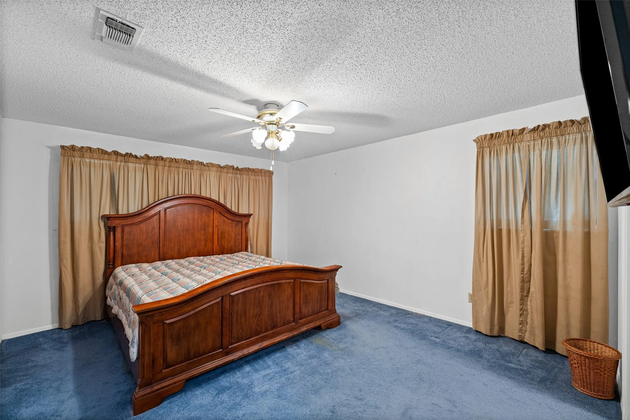 Ample space in every room in the house