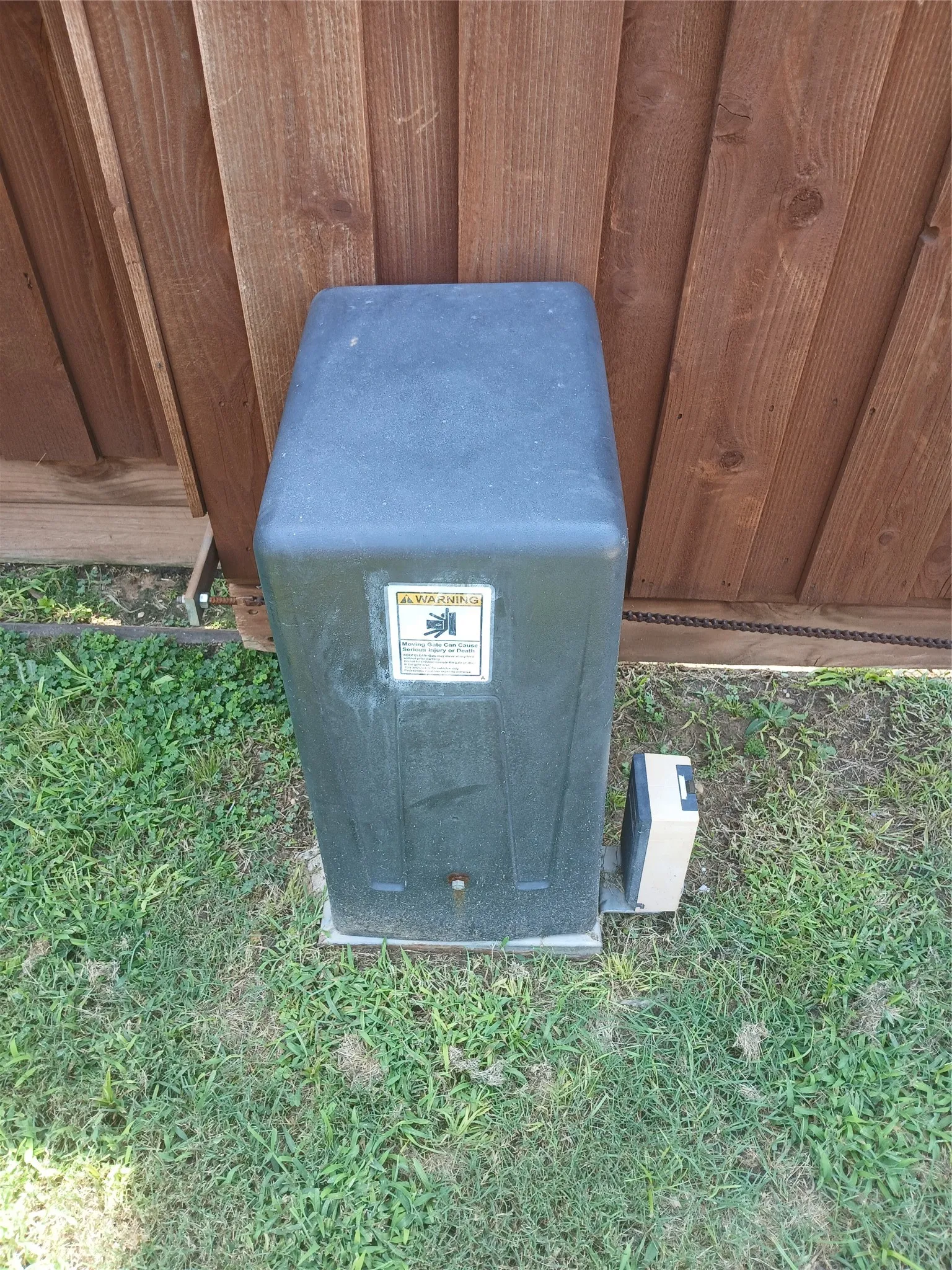 Electric gate