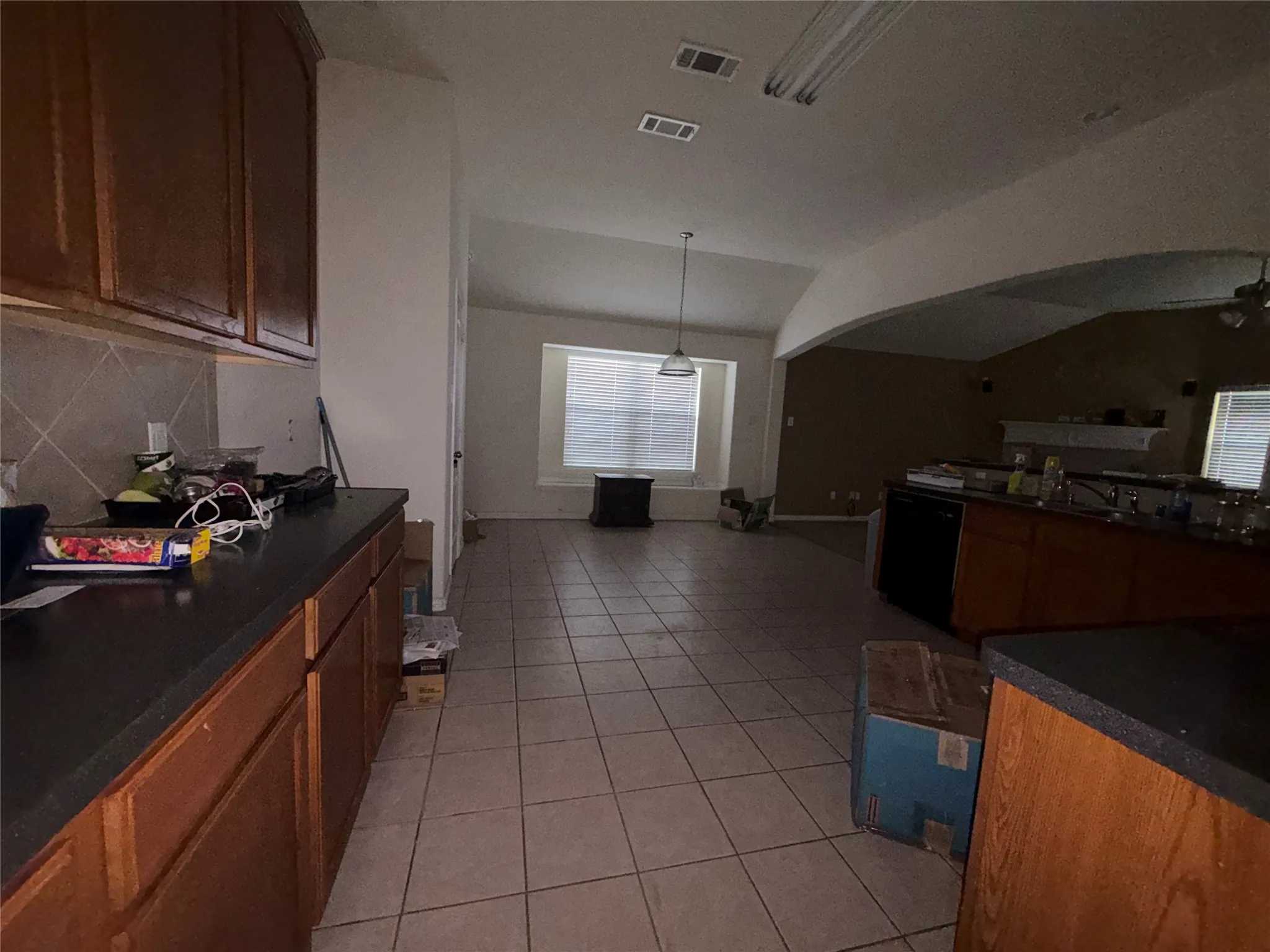 Single Family Residence For Sale in Hunt County , 140 Cherokee Street, Greenville, Texas 75402, 4 Bedroom, 2 Bathroom, 2 Garage spaces, 2,278 Sqft, built in 2006, Price $250,000, mls#21311876, Real Estate Agent in Greenville, Homes For Sale in Hunt county, Homes For Sale in Greenville, Realtor in Greenville Texas, Real Estate Brokerage Independent Realty Texas, Luminita Cordes Realtor