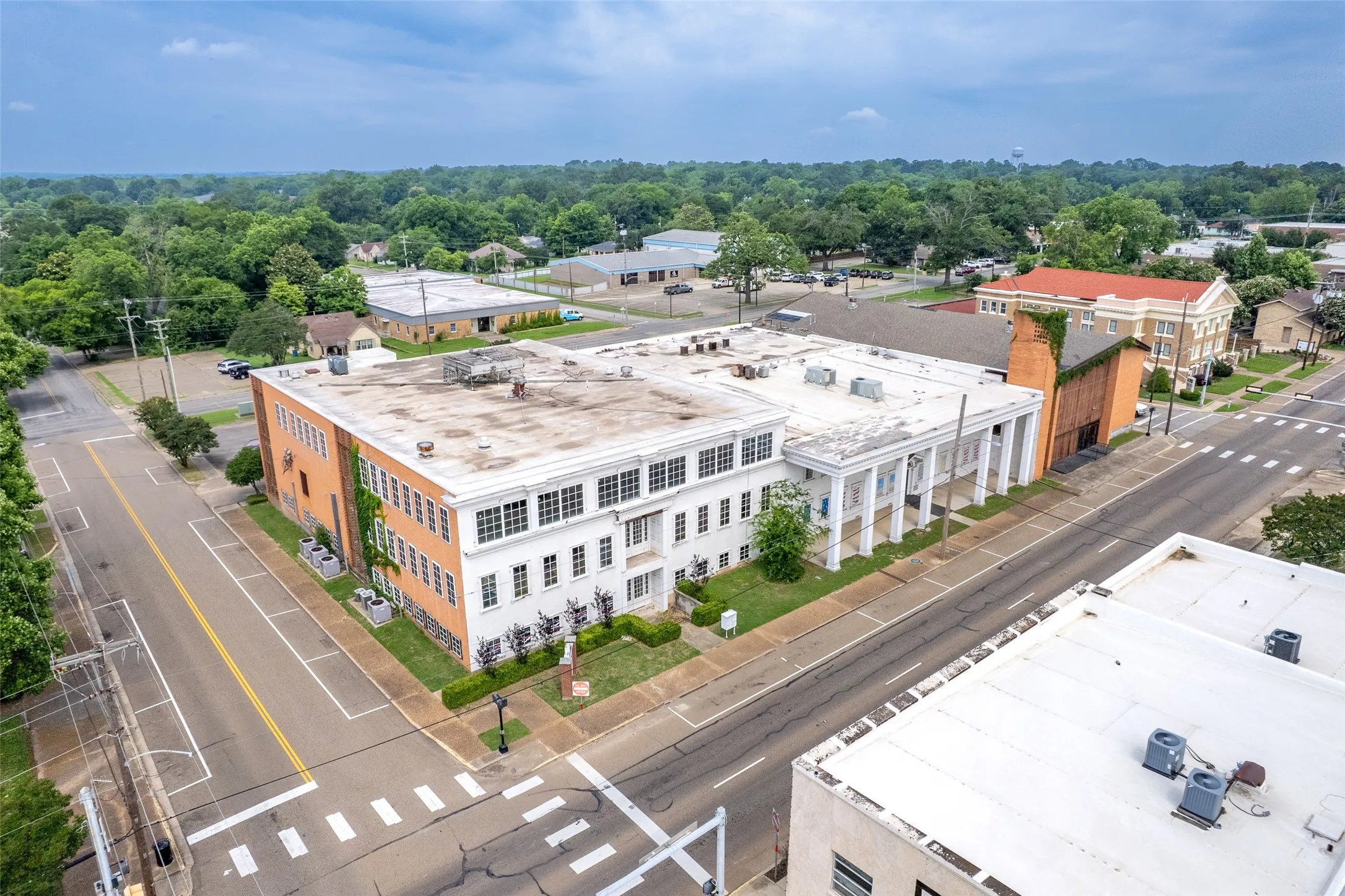 Office For Sale in Titus County , 301 N Madison Avenue, Mt Pleasant, Texas 75455, 0, 0, Garage spaces, 0 Sqft, built in 1965, mls#21312380, Real Estate Agent in Mt Pleasant, Homes For Sale in Titus county, Homes For Sale in Mt Pleasant, Realtor in Mt Pleasant Texas, Real Estate Brokerage Independent Realty Texas, Luminita Cordes Realtor