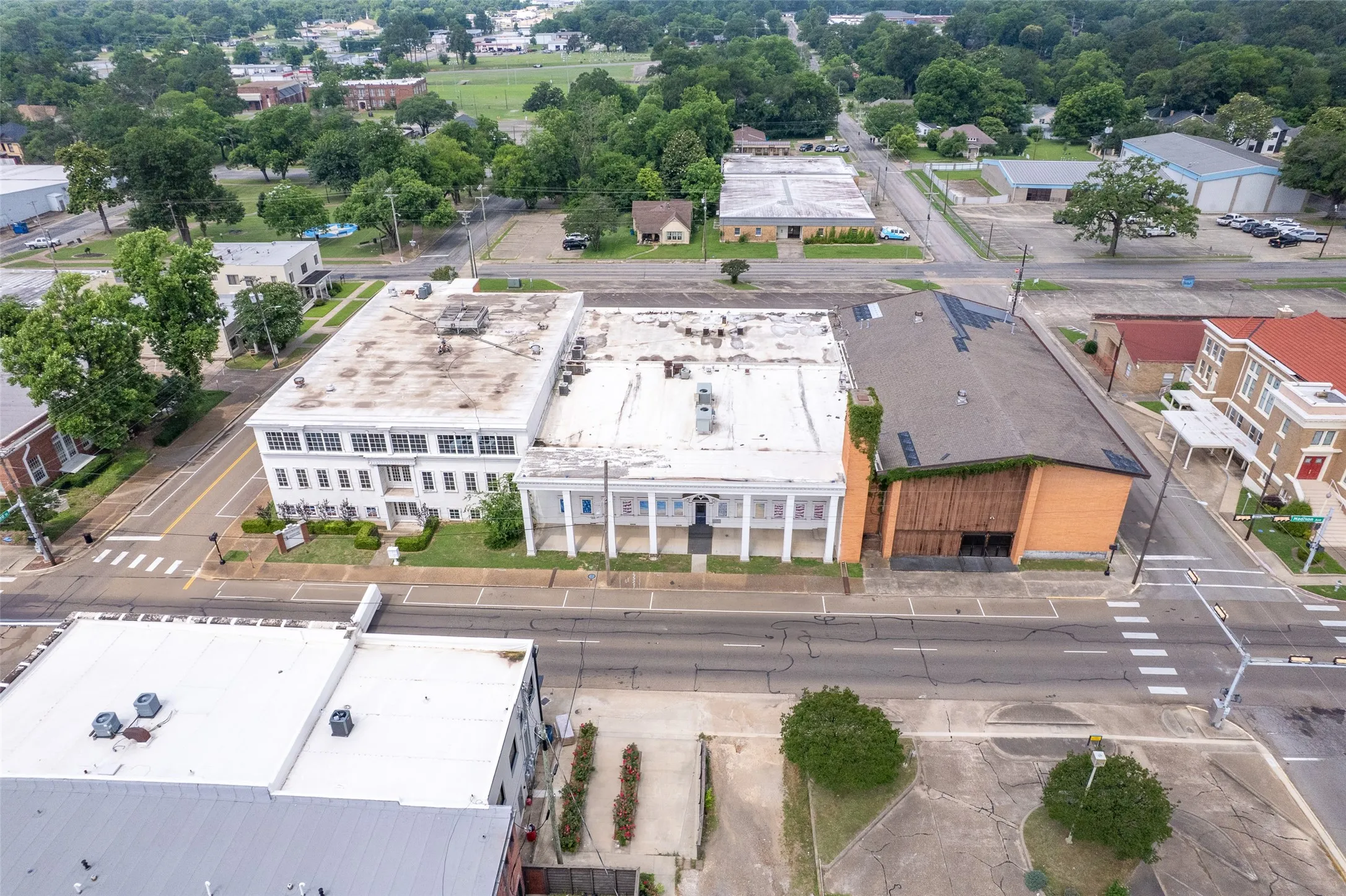 Office For Sale in Titus County , 301 N Madison Avenue, Mt Pleasant, Texas 75455, 0, 0, Garage spaces, 0 Sqft, built in 1965, mls#21312380, Real Estate Agent in Mt Pleasant, Homes For Sale in Titus county, Homes For Sale in Mt Pleasant, Realtor in Mt Pleasant Texas, Real Estate Brokerage Independent Realty Texas, Luminita Cordes Realtor