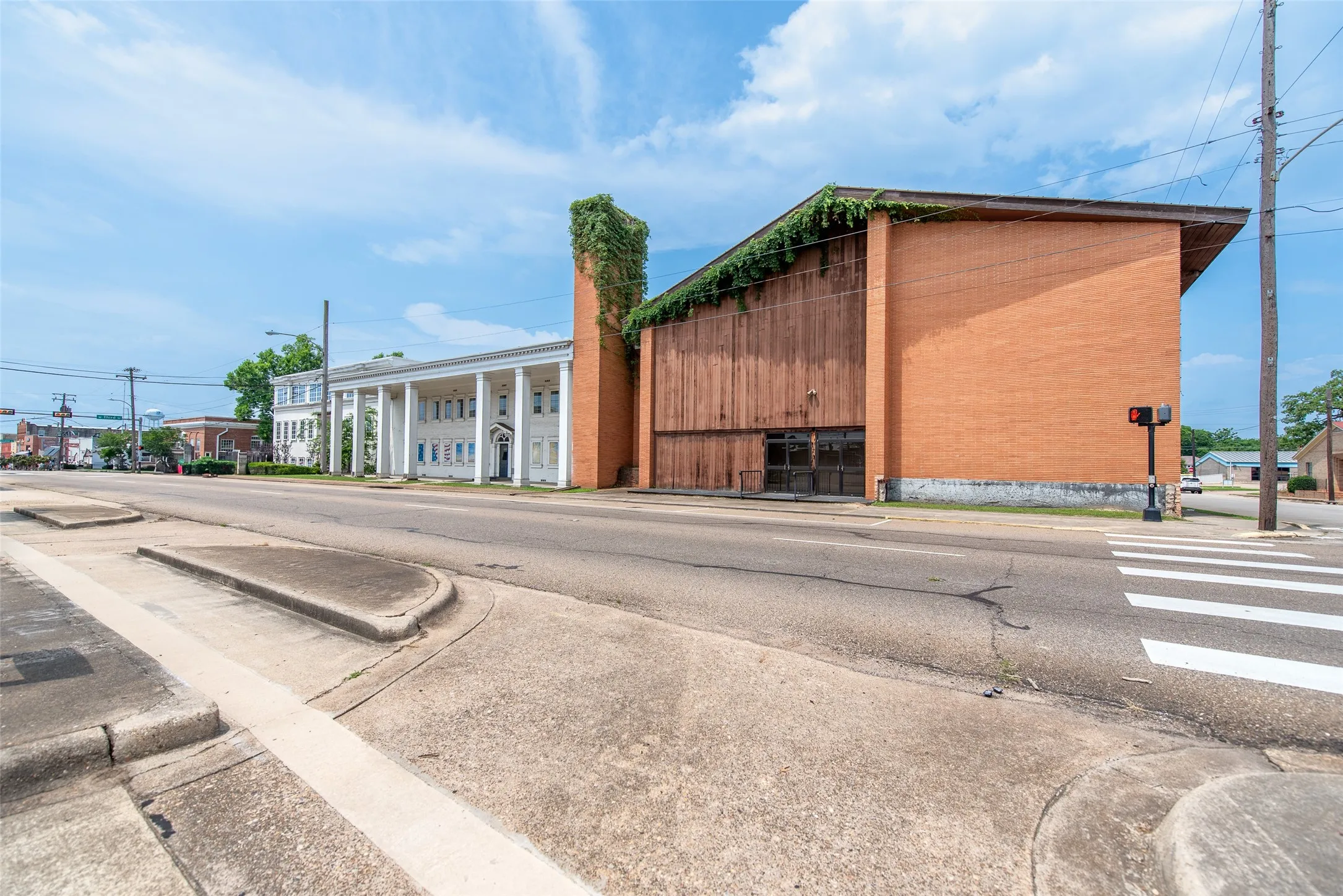 Office For Sale in Titus County , 301 N Madison Avenue, Mt Pleasant, Texas 75455, 0, 0, Garage spaces, 0 Sqft, built in 1965, mls#21312380, Real Estate Agent in Mt Pleasant, Homes For Sale in Titus county, Homes For Sale in Mt Pleasant, Realtor in Mt Pleasant Texas, Real Estate Brokerage Independent Realty Texas, Luminita Cordes Realtor