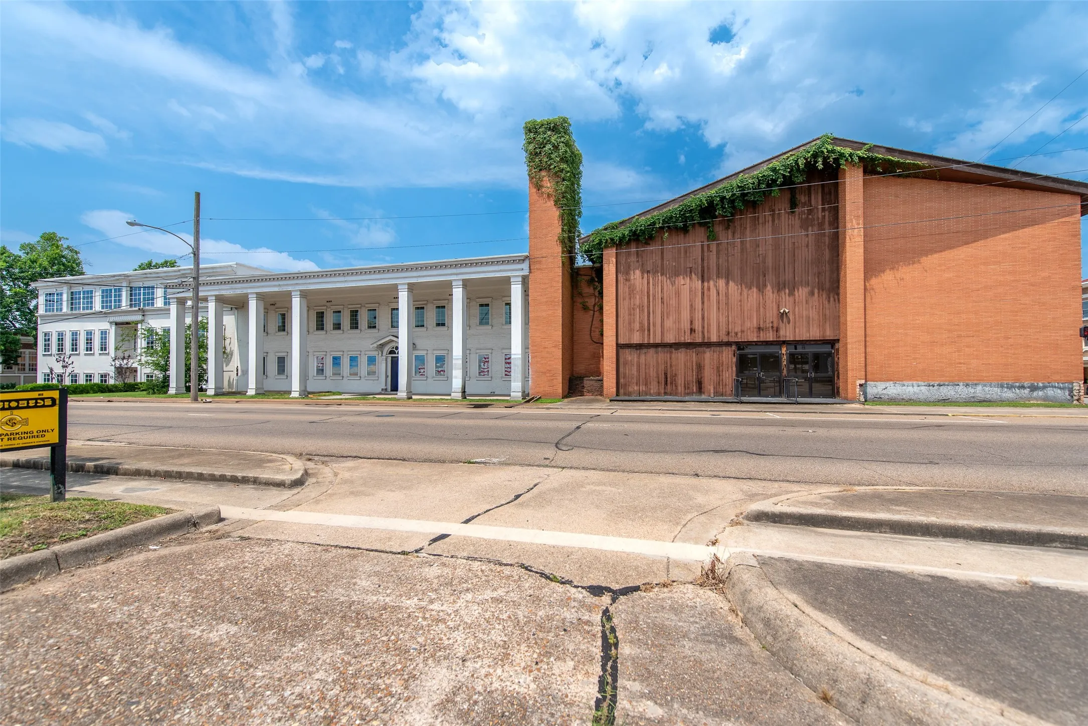 Office For Sale in Titus County , 301 N Madison Avenue, Mt Pleasant, Texas 75455, 0, 0, Garage spaces, 0 Sqft, built in 1965, mls#21312380, Real Estate Agent in Mt Pleasant, Homes For Sale in Titus county, Homes For Sale in Mt Pleasant, Realtor in Mt Pleasant Texas, Real Estate Brokerage Independent Realty Texas, Luminita Cordes Realtor