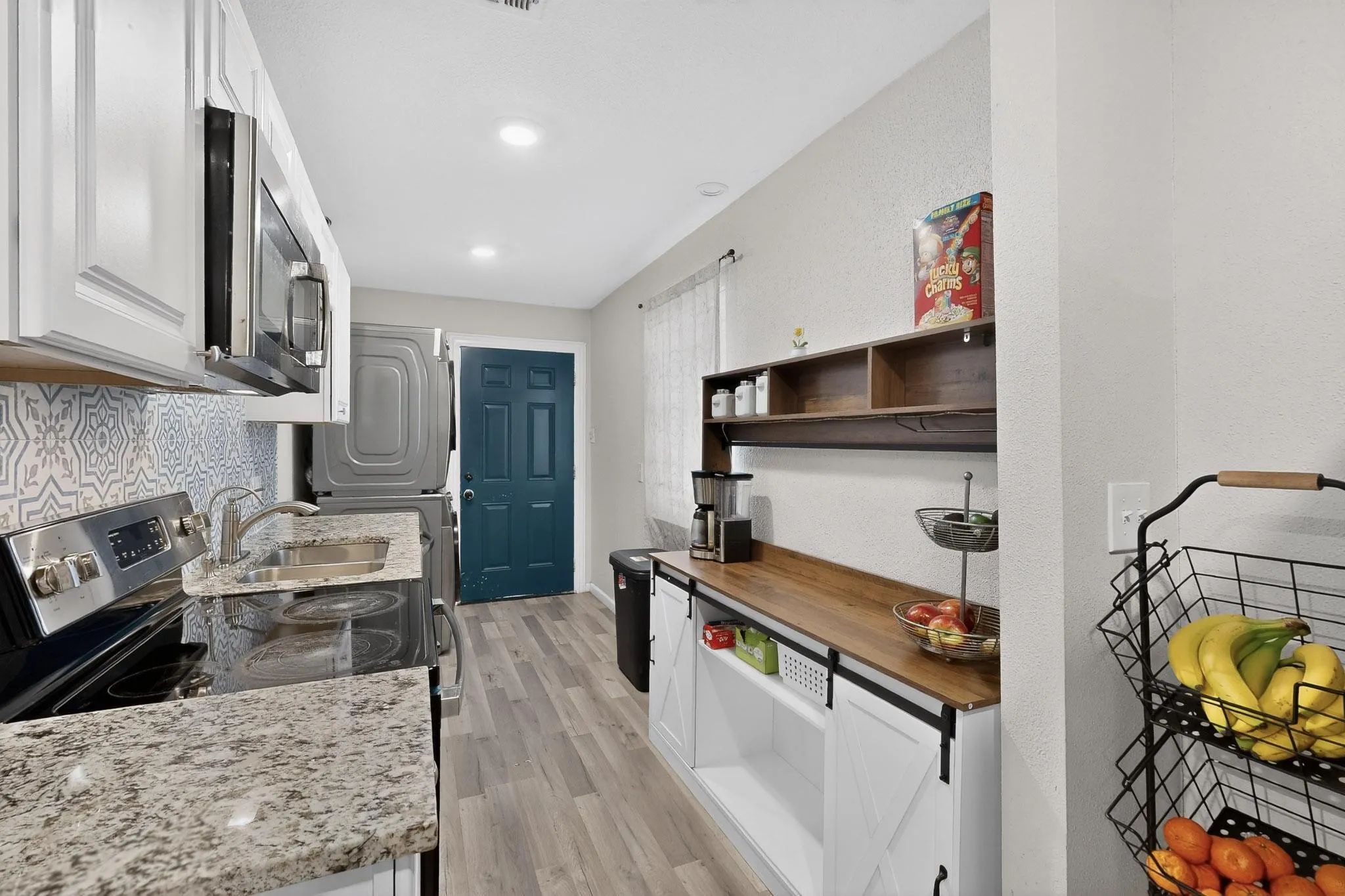 Single Family Residence For Sale in Tarrant County , 1300 E Mulkey Street, Fort Worth, Texas 76104, 3 Bedroom, 2 Bathroom, Garage spaces, 1,277 Sqft, built in 1960, mls#21312336, Real Estate Agent in Fort Worth, Homes For Sale in Tarrant county, Homes For Sale in Fort Worth, Realtor in Fort Worth Texas, Real Estate Brokerage Independent Realty Texas, Luminita Cordes Realtor