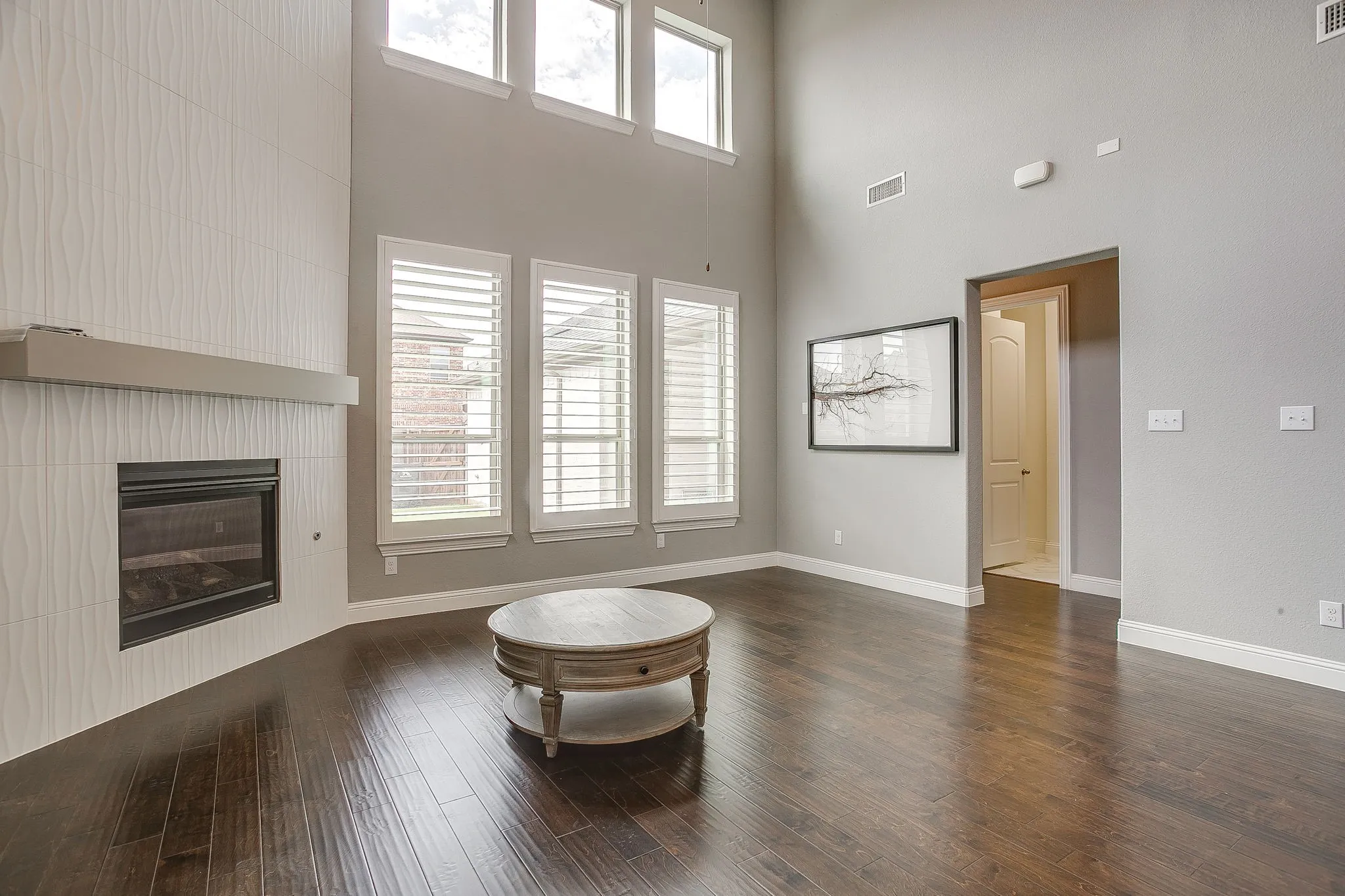 Single Family Residence For Sale in Tarrant County , 4407 Garnet Jade Drive, Arlington, Texas 76005, 4 Bedroom, 4 Bathroom, 2 Garage spaces, 2,884 Sqft, built in 2018, mls#21308755, Real Estate Agent in Arlington, Homes For Sale in Tarrant county, Homes For Sale in Arlington, Realtor in Arlington Texas, Real Estate Brokerage Independent Realty Texas, Luminita Cordes Realtor
