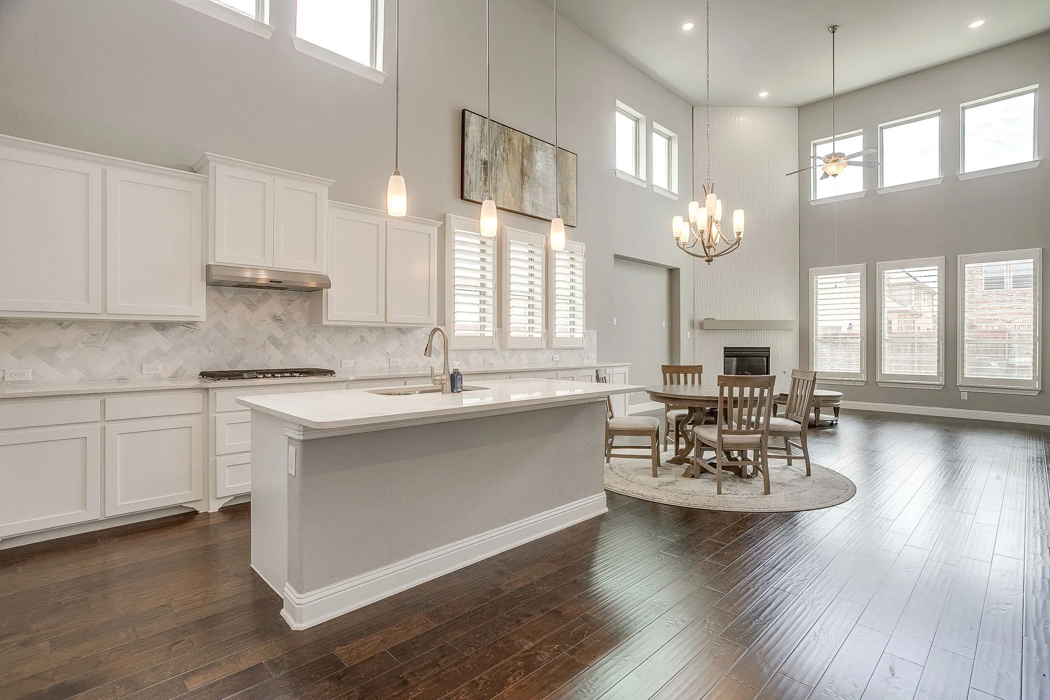 Single Family Residence For Sale in Tarrant County , 4407 Garnet Jade Drive, Arlington, Texas 76005, 4 Bedroom, 4 Bathroom, 2 Garage spaces, 2,884 Sqft, built in 2018, mls#21308755, Real Estate Agent in Arlington, Homes For Sale in Tarrant county, Homes For Sale in Arlington, Realtor in Arlington Texas, Real Estate Brokerage Independent Realty Texas, Luminita Cordes Realtor