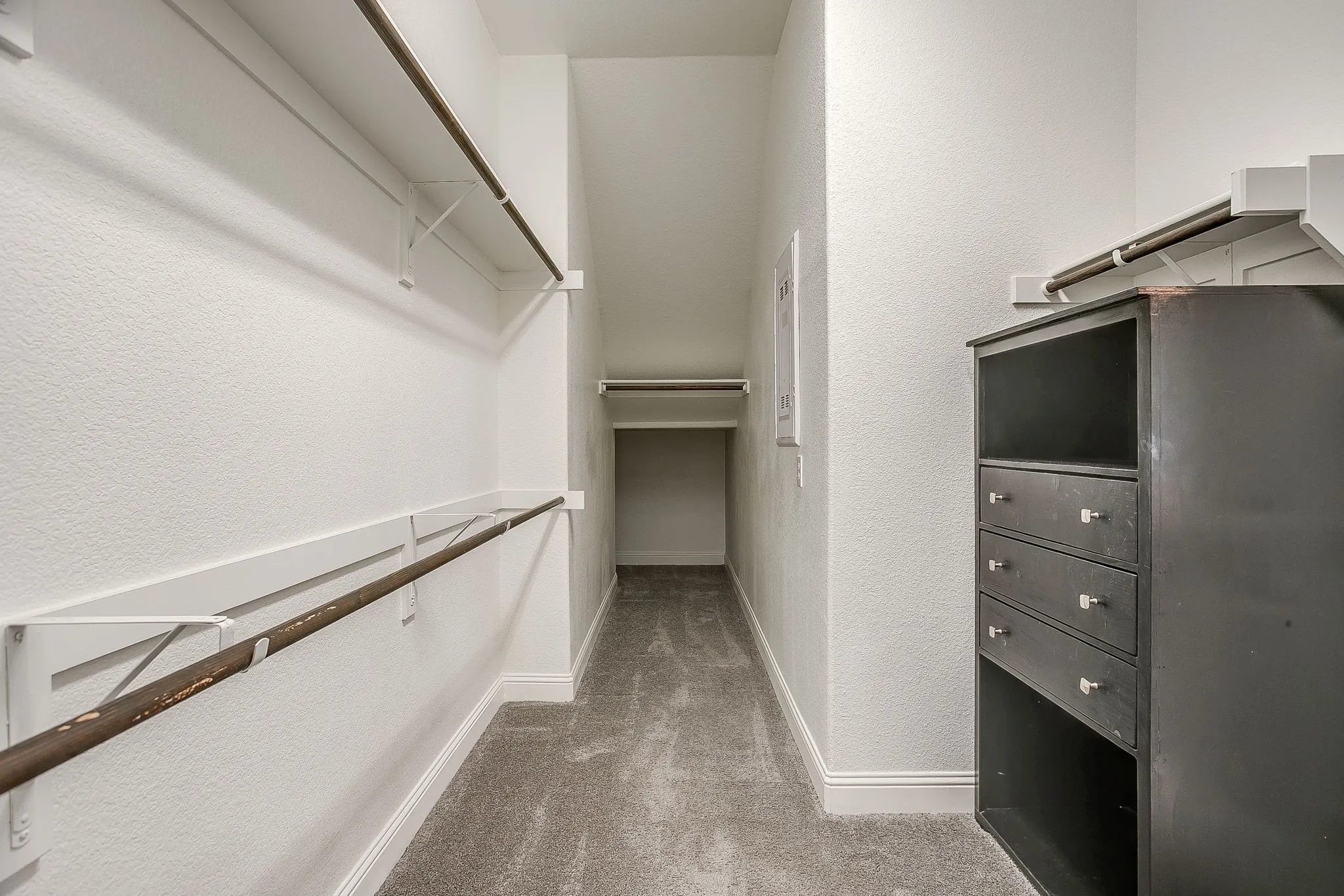 Single Family Residence For Sale in Tarrant County , 4407 Garnet Jade Drive, Arlington, Texas 76005, 4 Bedroom, 4 Bathroom, 2 Garage spaces, 2,884 Sqft, built in 2018, mls#21308755, Real Estate Agent in Arlington, Homes For Sale in Tarrant county, Homes For Sale in Arlington, Realtor in Arlington Texas, Real Estate Brokerage Independent Realty Texas, Luminita Cordes Realtor