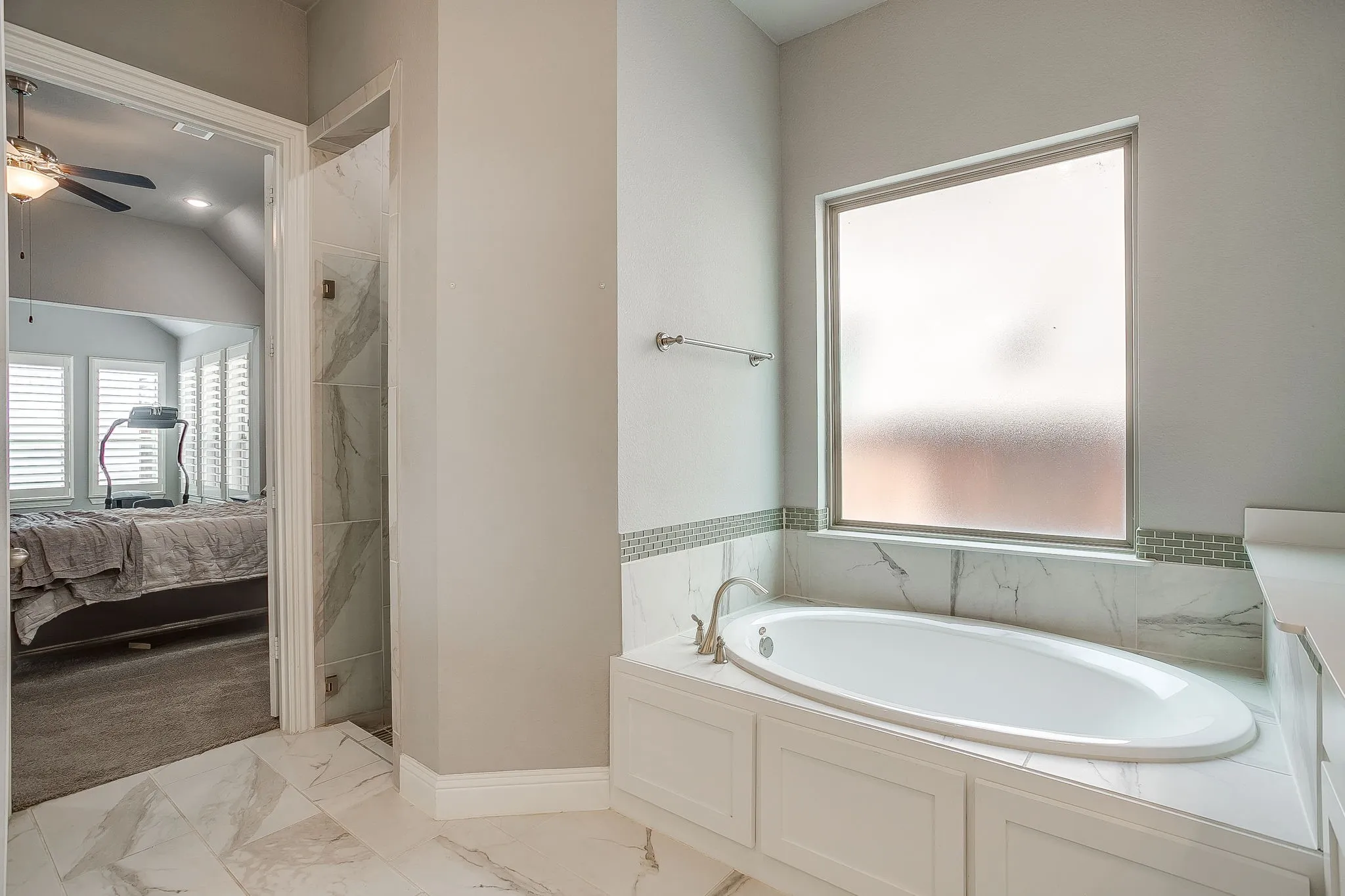 Single Family Residence For Sale in Tarrant County , 4407 Garnet Jade Drive, Arlington, Texas 76005, 4 Bedroom, 4 Bathroom, 2 Garage spaces, 2,884 Sqft, built in 2018, mls#21308755, Real Estate Agent in Arlington, Homes For Sale in Tarrant county, Homes For Sale in Arlington, Realtor in Arlington Texas, Real Estate Brokerage Independent Realty Texas, Luminita Cordes Realtor