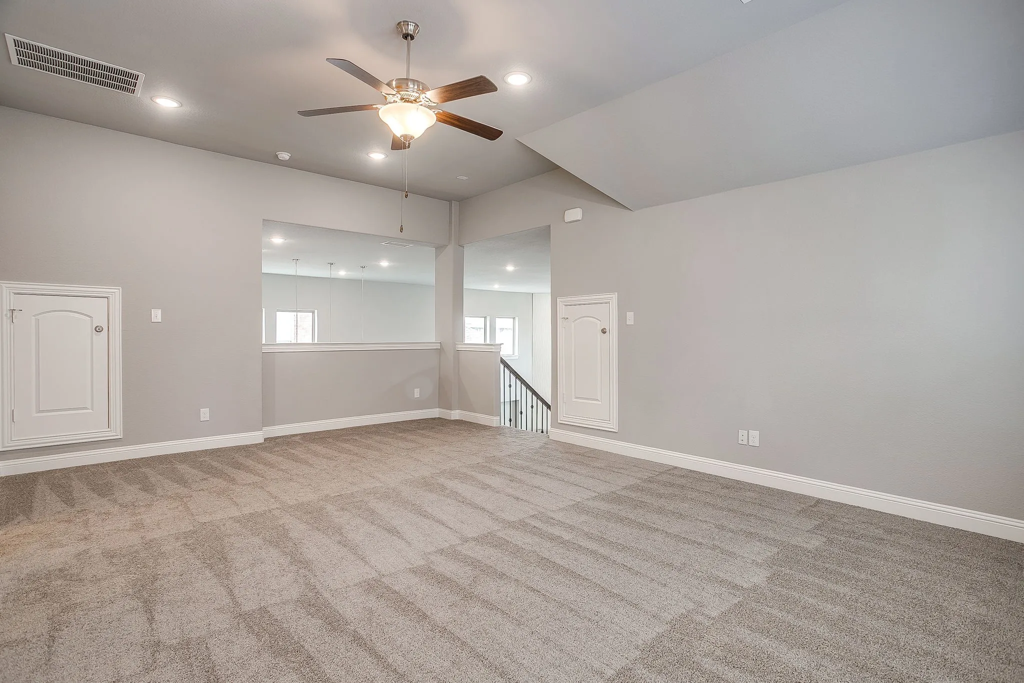 Single Family Residence For Sale in Tarrant County , 4407 Garnet Jade Drive, Arlington, Texas 76005, 4 Bedroom, 4 Bathroom, 2 Garage spaces, 2,884 Sqft, built in 2018, mls#21308755, Real Estate Agent in Arlington, Homes For Sale in Tarrant county, Homes For Sale in Arlington, Realtor in Arlington Texas, Real Estate Brokerage Independent Realty Texas, Luminita Cordes Realtor