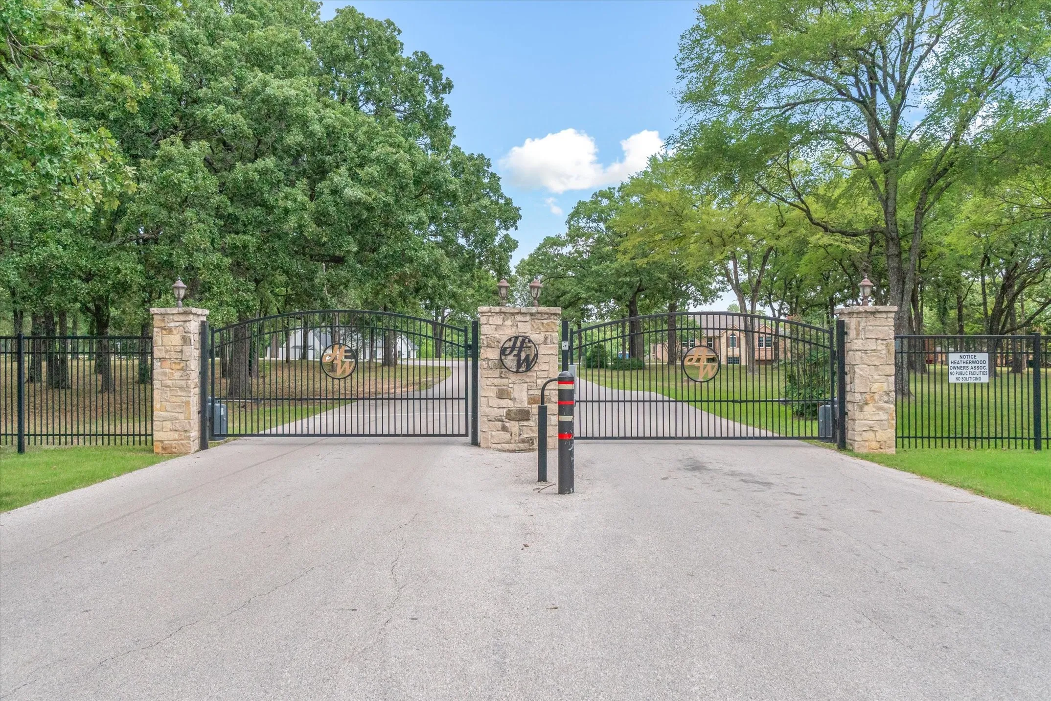 Unimproved Land For Sale in Henderson County , 5271 Bayshore Drive, Athens, Texas 75752, 0, 0, Garage spaces, 0 Sqft, built in 0, mls#21311337, Real Estate Agent in Athens, Homes For Sale in Henderson county, Homes For Sale in Athens, Realtor in Athens Texas, Real Estate Brokerage Independent Realty Texas, Luminita Cordes Realtor