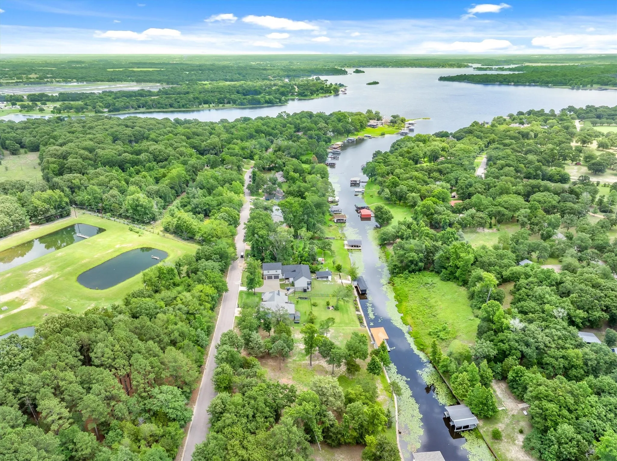 Unimproved Land For Sale in Henderson County , 5271 Bayshore Drive, Athens, Texas 75752, 0, 0, Garage spaces, 0 Sqft, built in 0, mls#21311337, Real Estate Agent in Athens, Homes For Sale in Henderson county, Homes For Sale in Athens, Realtor in Athens Texas, Real Estate Brokerage Independent Realty Texas, Luminita Cordes Realtor