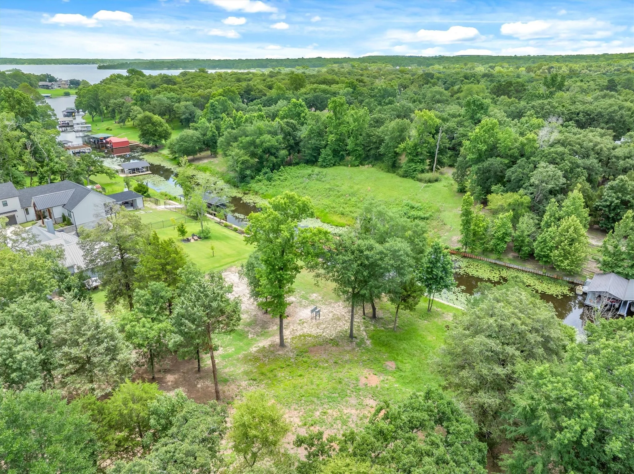 Unimproved Land For Sale in Henderson County , 5271 Bayshore Drive, Athens, Texas 75752, 0, 0, Garage spaces, 0 Sqft, built in 0, mls#21311337, Real Estate Agent in Athens, Homes For Sale in Henderson county, Homes For Sale in Athens, Realtor in Athens Texas, Real Estate Brokerage Independent Realty Texas, Luminita Cordes Realtor