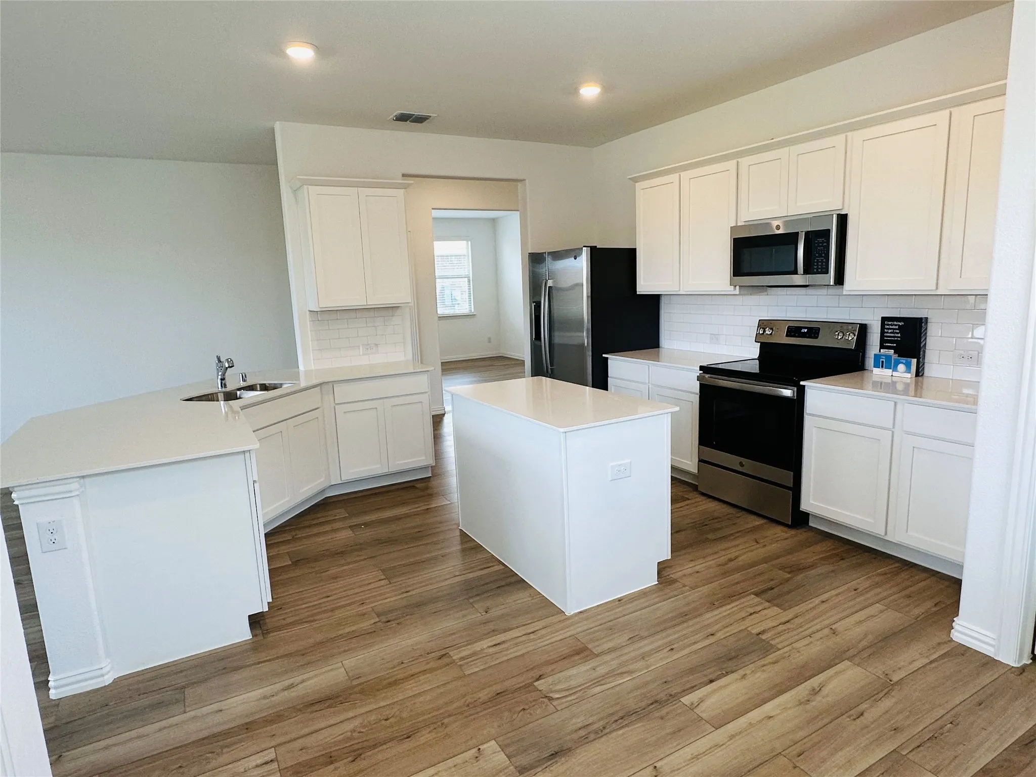 Single Family Residence For Rent in Rockwall County , 239 Jenkinson Drive, Fate, Texas 75189, 4 Bedrooms, 2 Bathrooms, 2 Garage spaces, 1,996 Sqft, built in 2023, Price $2,195, mls#21312407, Real Estate Agent in Fate, Homes For Rent in Rockwall county, Homes For Rent in Fate, Realtor in Fate Texas, Real Estate Brokerage Independent Realty Texas, Luminita Cordes Realtor
