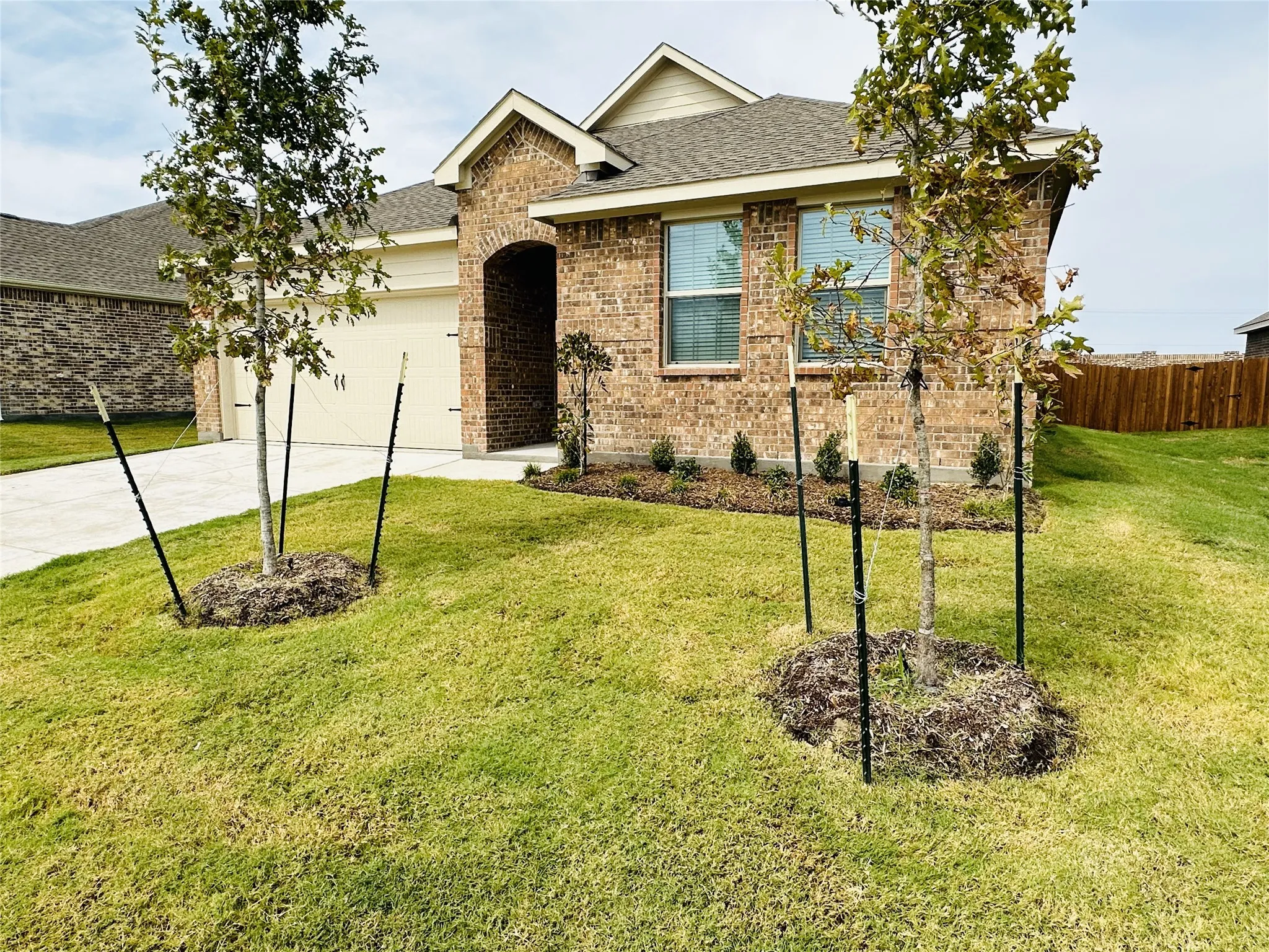 Single Family Residence For Rent in Rockwall County , 239 Jenkinson Drive, Fate, Texas 75189, 4 Bedrooms, 2 Bathrooms, 2 Garage spaces, 1,996 Sqft, built in 2023, Price $2,195, mls#21312407, Real Estate Agent in Fate, Homes For Rent in Rockwall county, Homes For Rent in Fate, Realtor in Fate Texas, Real Estate Brokerage Independent Realty Texas, Luminita Cordes Realtor