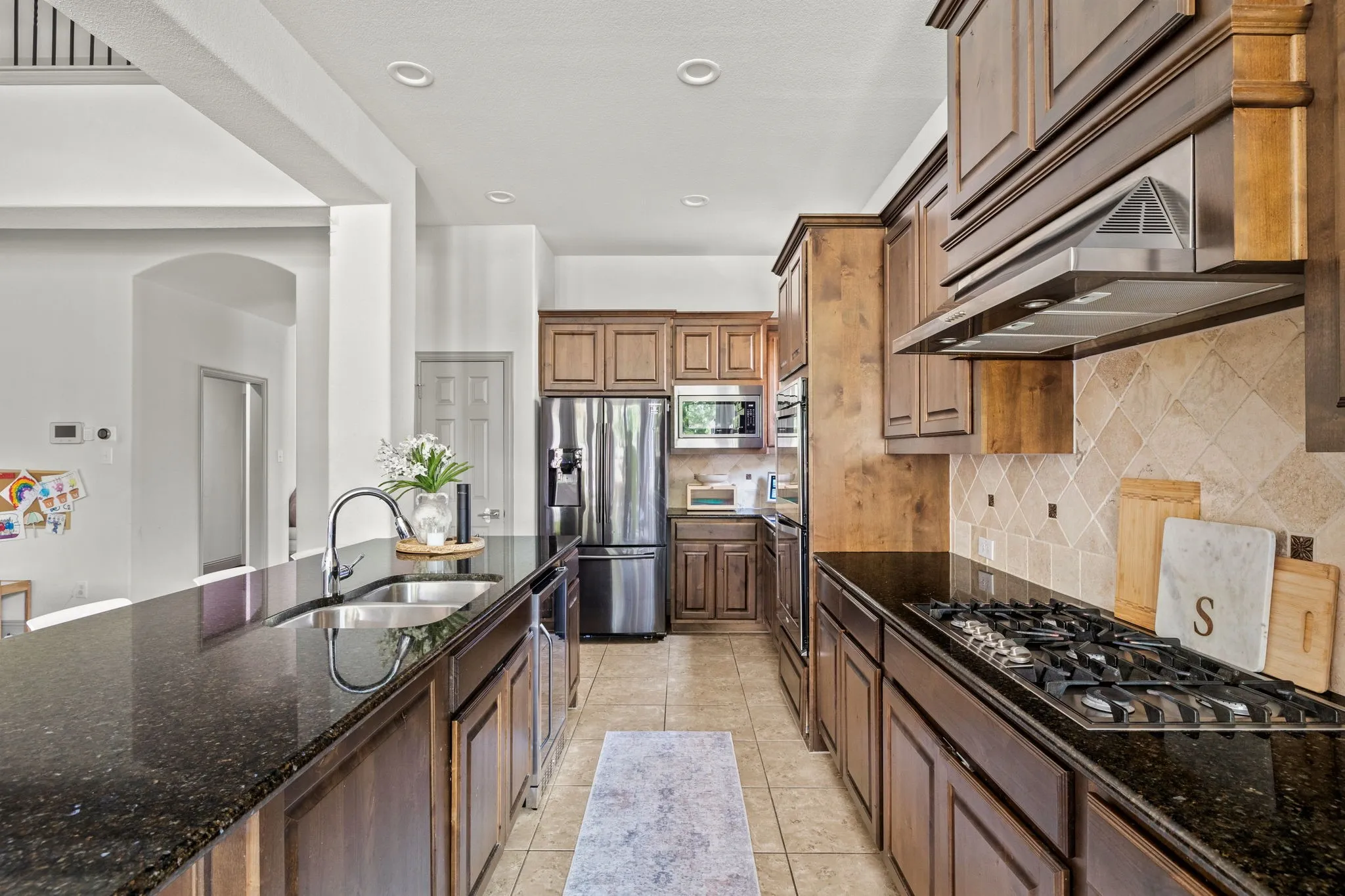 Single Family Residence For Sale in Kaufman County , 1032 Edgefield Lane, Forney, Texas 75126, 4 Bedroom, 3 Bathroom, 3 Garage spaces, 3,264 Sqft, built in 2014, mls#21293782, Real Estate Agent in Forney, Homes For Sale in Kaufman county, Homes For Sale in Forney, Realtor in Forney Texas, Real Estate Brokerage Independent Realty Texas, Luminita Cordes Realtor