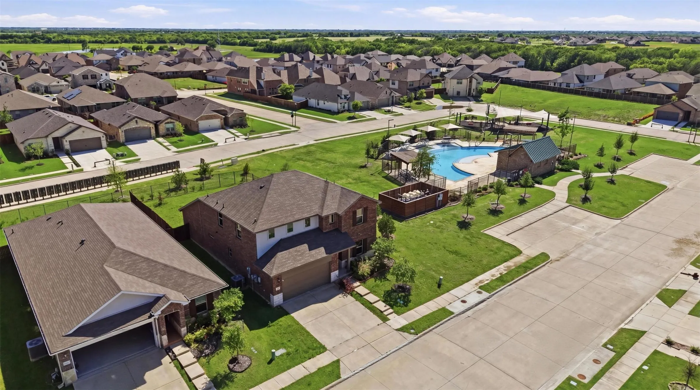 Single Family Residence For Sale in Hunt County , 3253 Cumby Drive, Royse City, Texas 75189, 5 Bedroom, 3 Bathroom, 2 Garage spaces, 3,047 Sqft, built in 2021, mls#21311174, Real Estate Agent in Royse City, Homes For Sale in Hunt county, Homes For Sale in Royse City, Realtor in Royse City Texas, Real Estate Brokerage Independent Realty Texas, Luminita Cordes Realtor