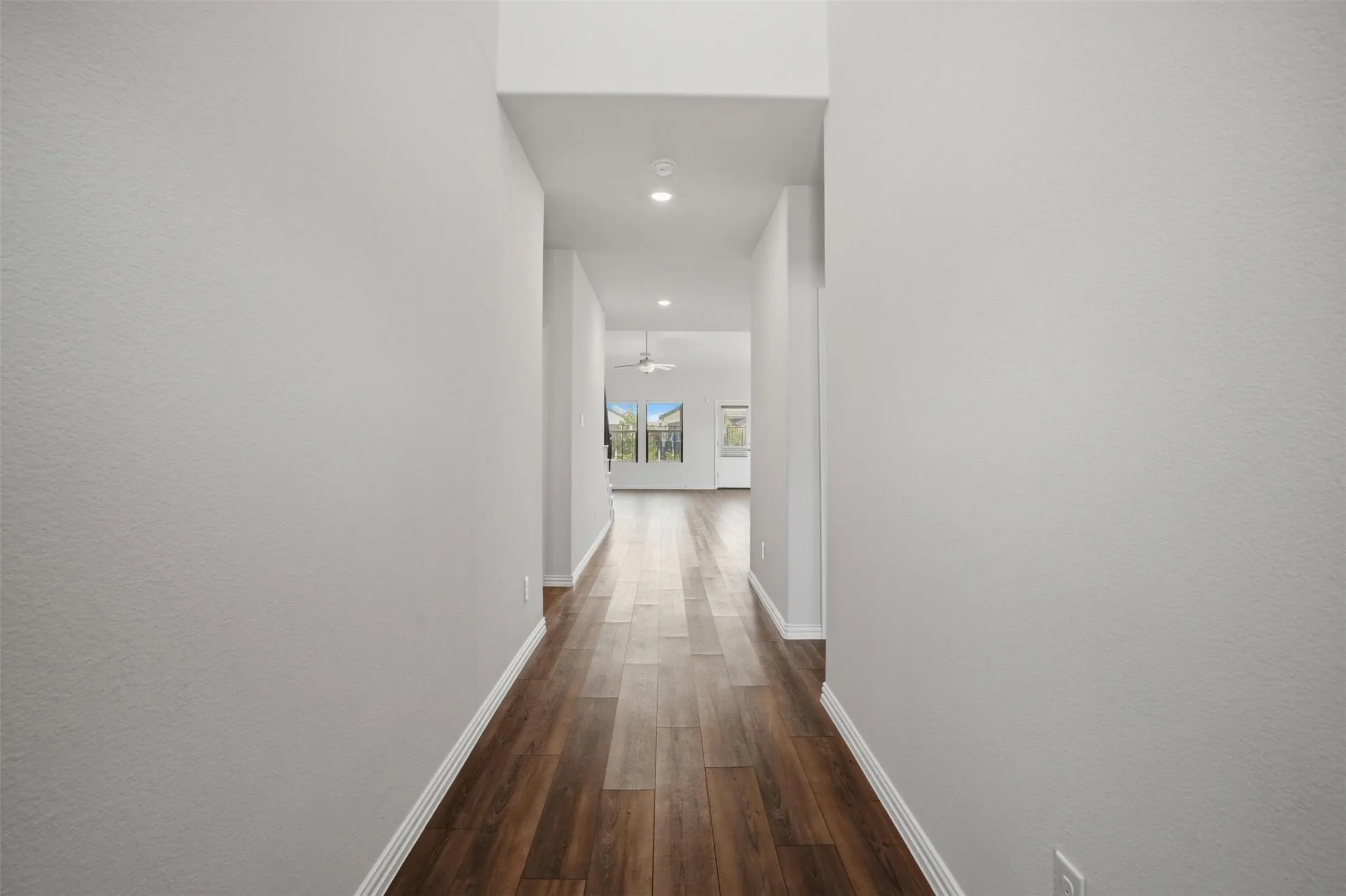 Entrance, Foyer
