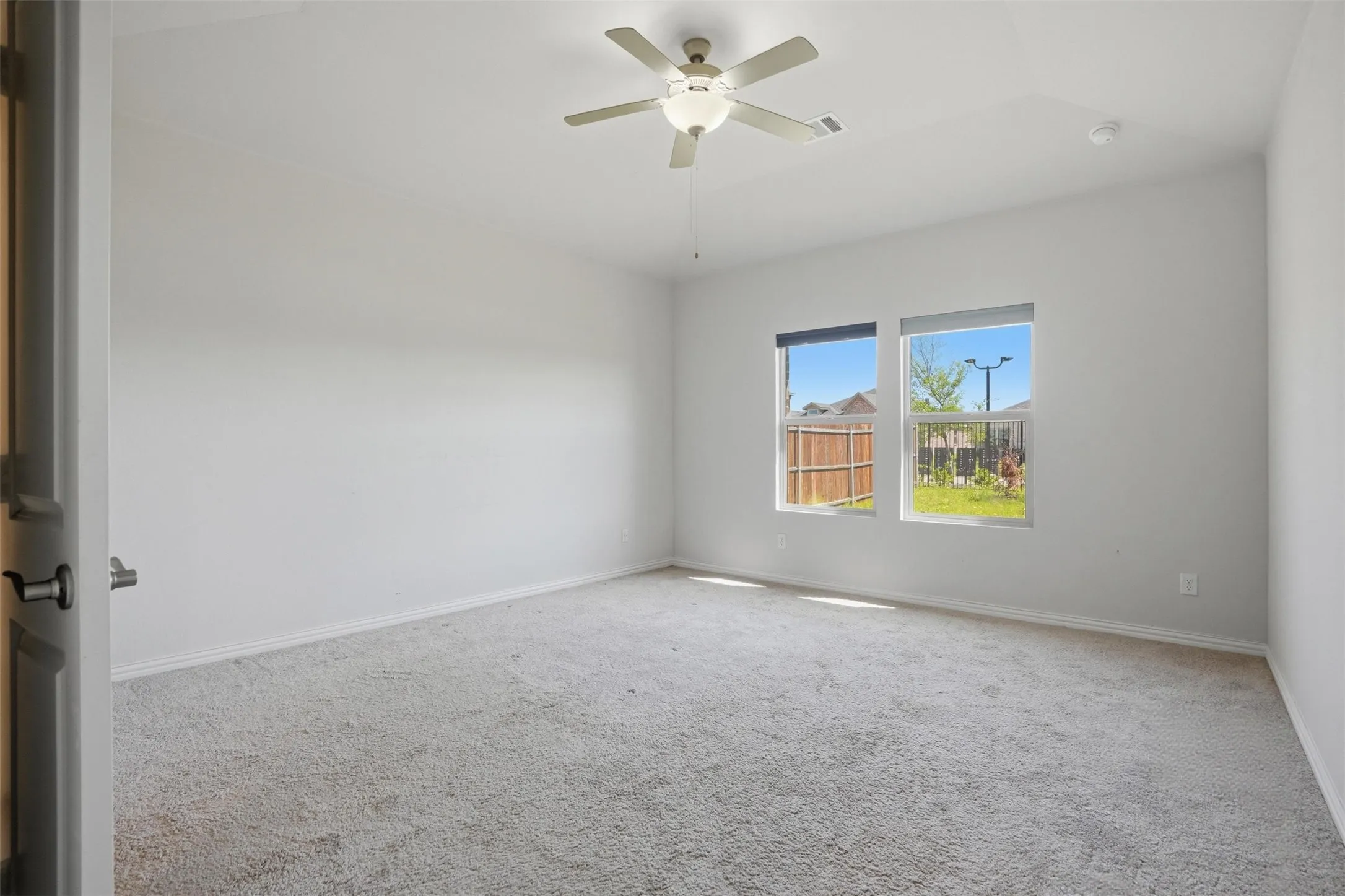 Large Master, First Floor