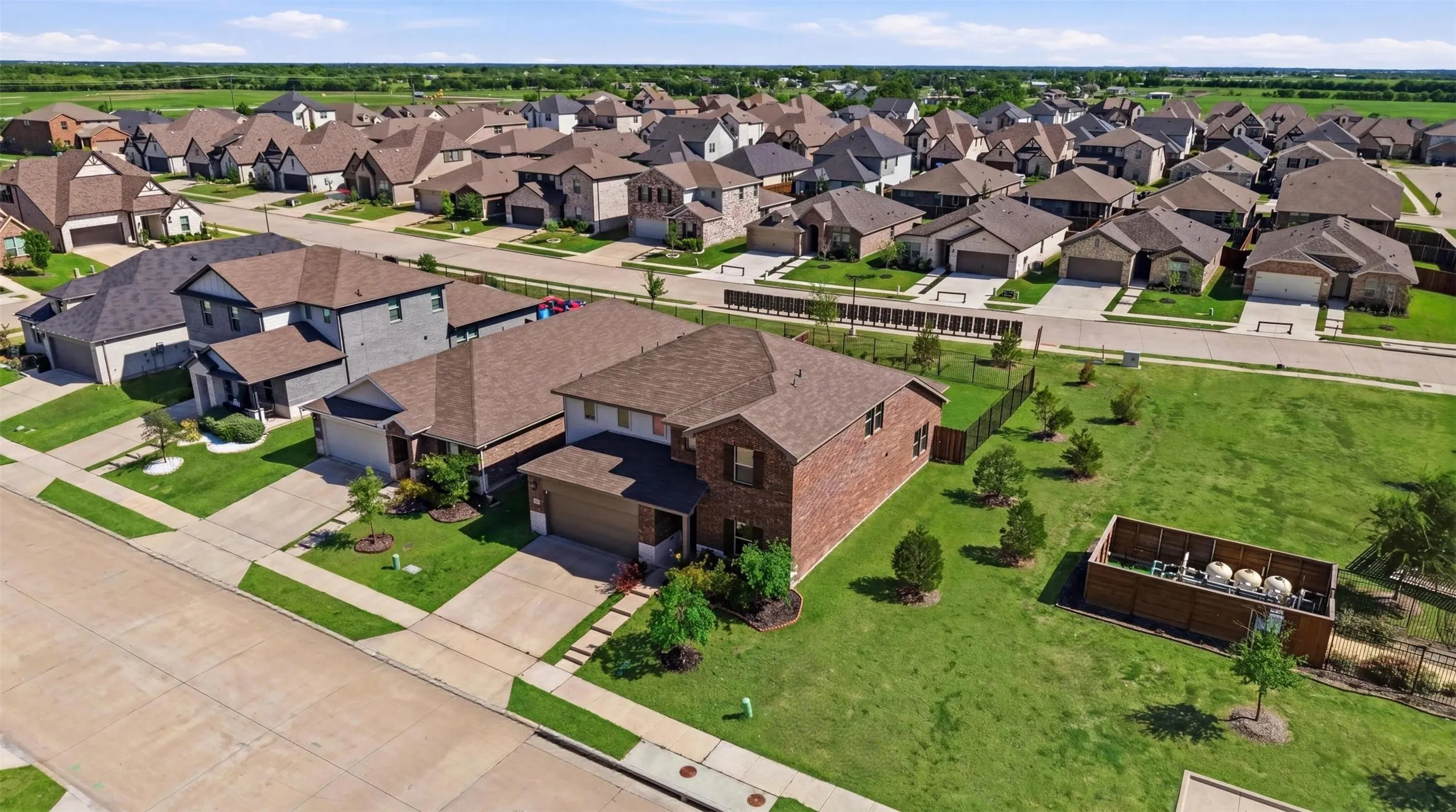 Single Family Residence For Sale in Hunt County , 3253 Cumby Drive, Royse City, Texas 75189, 5 Bedroom, 3 Bathroom, 2 Garage spaces, 3,047 Sqft, built in 2021, mls#21311174, Real Estate Agent in Royse City, Homes For Sale in Hunt county, Homes For Sale in Royse City, Realtor in Royse City Texas, Real Estate Brokerage Independent Realty Texas, Luminita Cordes Realtor