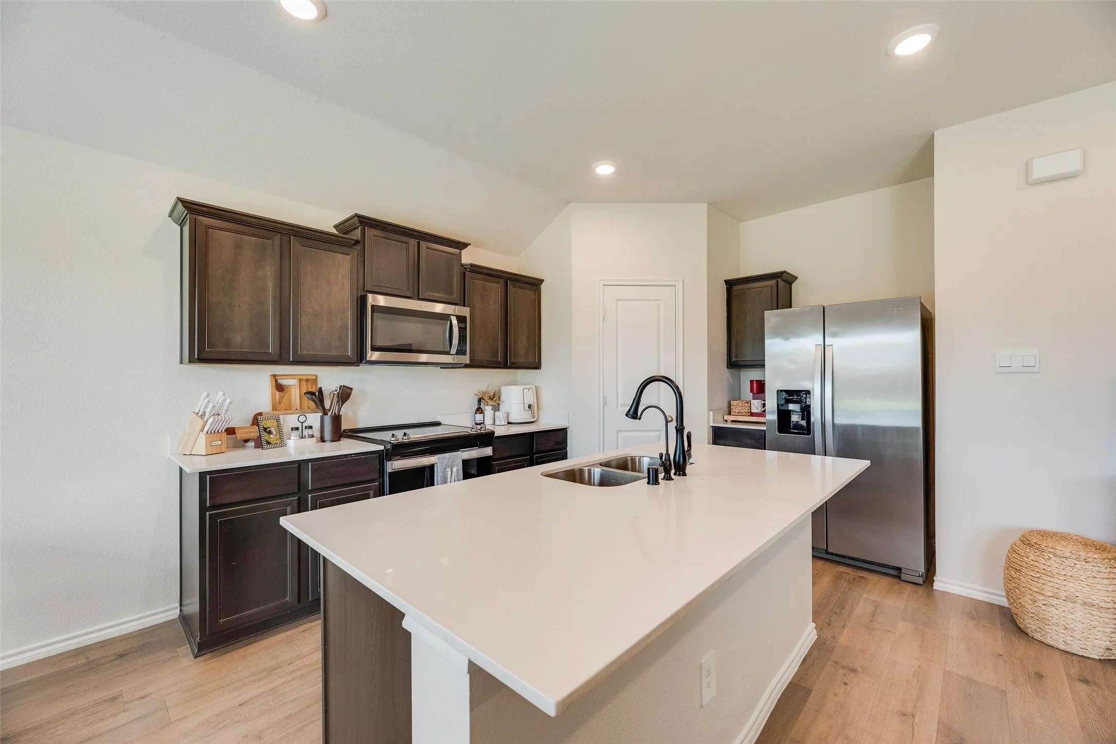 Single Family Residence For Sale in Collin County , 720 Lighthouse Street, Princeton, Texas 75407, 2 Bedroom, 2 Bathroom, 2 Garage spaces, 1,099 Sqft, built in 2024, mls#21290190, Real Estate Agent in Princeton, Homes For Sale in Collin county, Homes For Sale in Princeton, Realtor in Princeton Texas, Real Estate Brokerage Independent Realty Texas, Luminita Cordes Realtor