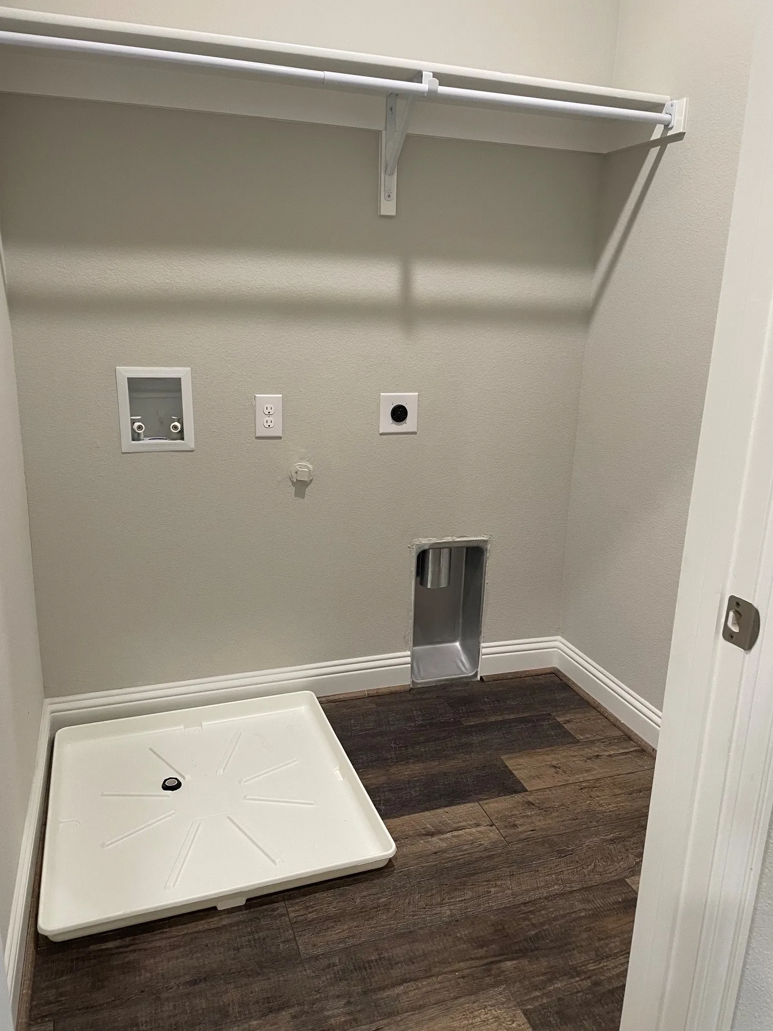 Townhouse For Rent in Hunt County , 6810 Jade Drive, Greenville, Texas 75402, 3 Bedroom, 3 Bathroom, 2 Garage spaces, 1,994 Sqft, built in 2021, mls#21308521, Real Estate Agent in Greenville, Homes For Rent in Hunt county, Homes For Rent in Greenville, Realtor in Greenville Texas, Real Estate Brokerage Independent Realty Texas, Luminita Cordes Realtor