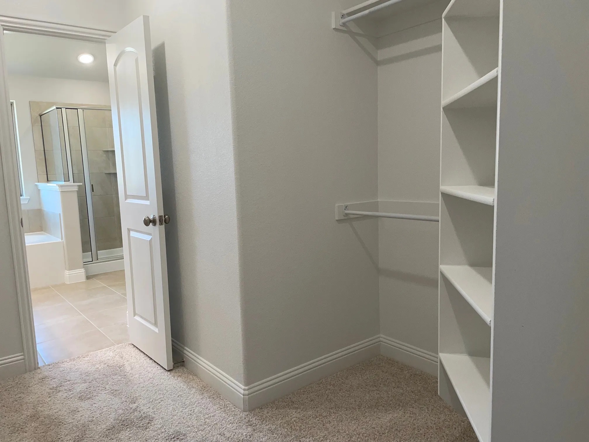 Townhouse For Rent in Hunt County , 6810 Jade Drive, Greenville, Texas 75402, 3 Bedroom, 3 Bathroom, 2 Garage spaces, 1,994 Sqft, built in 2021, mls#21308521, Real Estate Agent in Greenville, Homes For Rent in Hunt county, Homes For Rent in Greenville, Realtor in Greenville Texas, Real Estate Brokerage Independent Realty Texas, Luminita Cordes Realtor