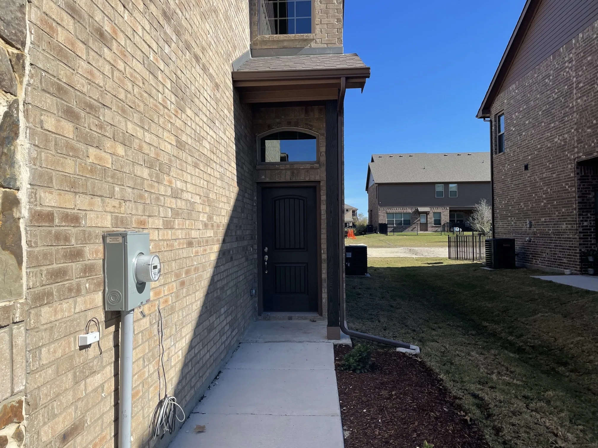 Townhouse For Rent in Hunt County , 6810 Jade Drive, Greenville, Texas 75402, 3 Bedroom, 3 Bathroom, 2 Garage spaces, 1,994 Sqft, built in 2021, mls#21308521, Real Estate Agent in Greenville, Homes For Rent in Hunt county, Homes For Rent in Greenville, Realtor in Greenville Texas, Real Estate Brokerage Independent Realty Texas, Luminita Cordes Realtor