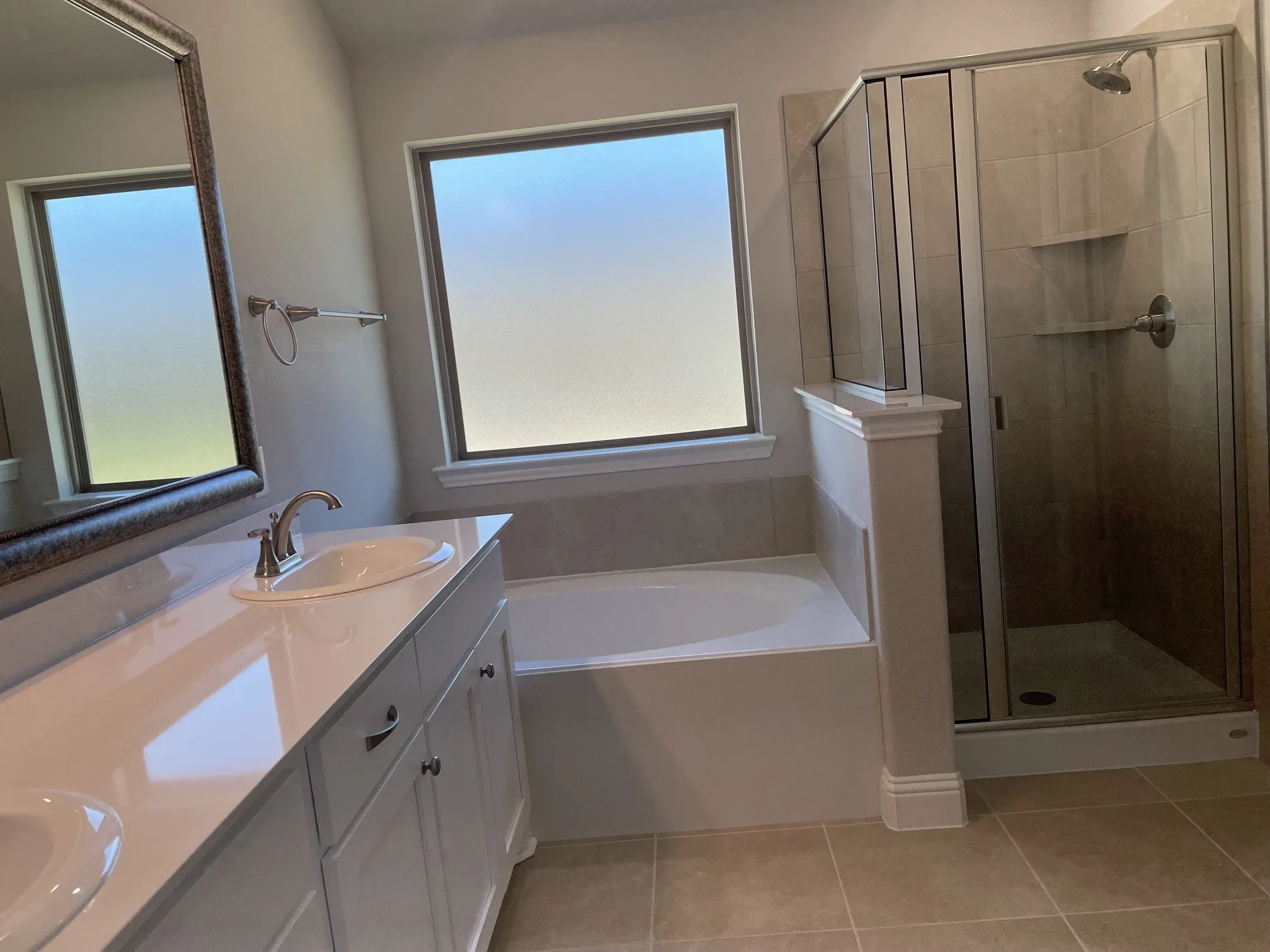 Townhouse For Rent in Hunt County , 6810 Jade Drive, Greenville, Texas 75402, 3 Bedroom, 3 Bathroom, 2 Garage spaces, 1,994 Sqft, built in 2021, mls#21308521, Real Estate Agent in Greenville, Homes For Rent in Hunt county, Homes For Rent in Greenville, Realtor in Greenville Texas, Real Estate Brokerage Independent Realty Texas, Luminita Cordes Realtor