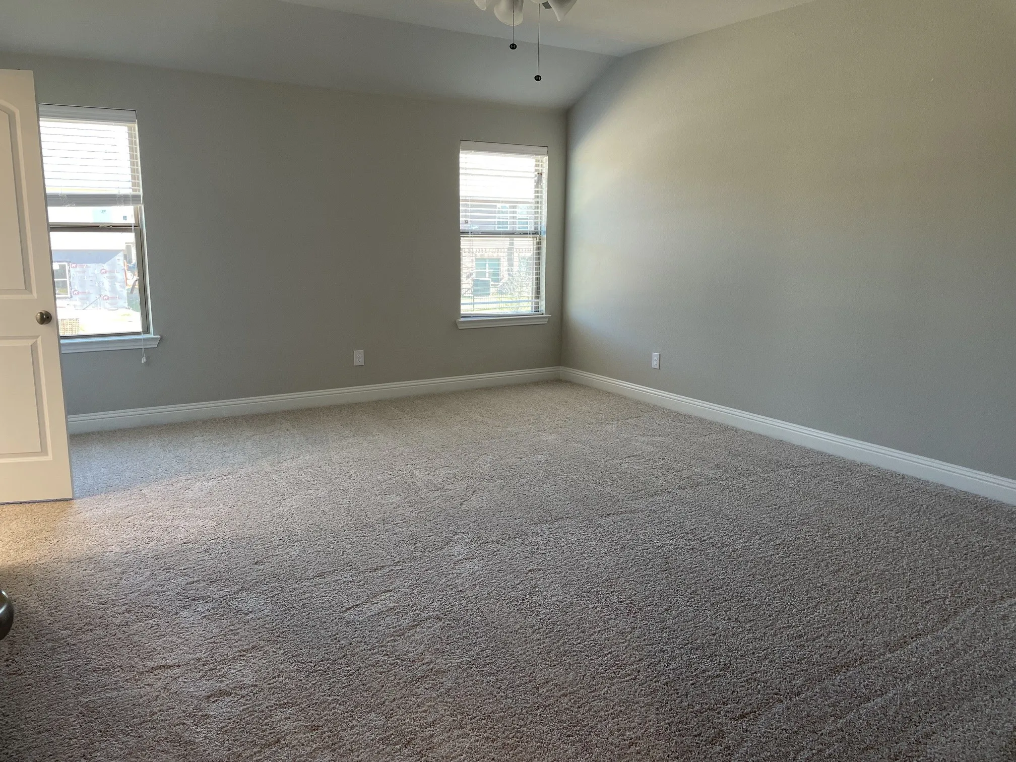 Townhouse For Rent in Hunt County , 6810 Jade Drive, Greenville, Texas 75402, 3 Bedroom, 3 Bathroom, 2 Garage spaces, 1,994 Sqft, built in 2021, mls#21308521, Real Estate Agent in Greenville, Homes For Rent in Hunt county, Homes For Rent in Greenville, Realtor in Greenville Texas, Real Estate Brokerage Independent Realty Texas, Luminita Cordes Realtor