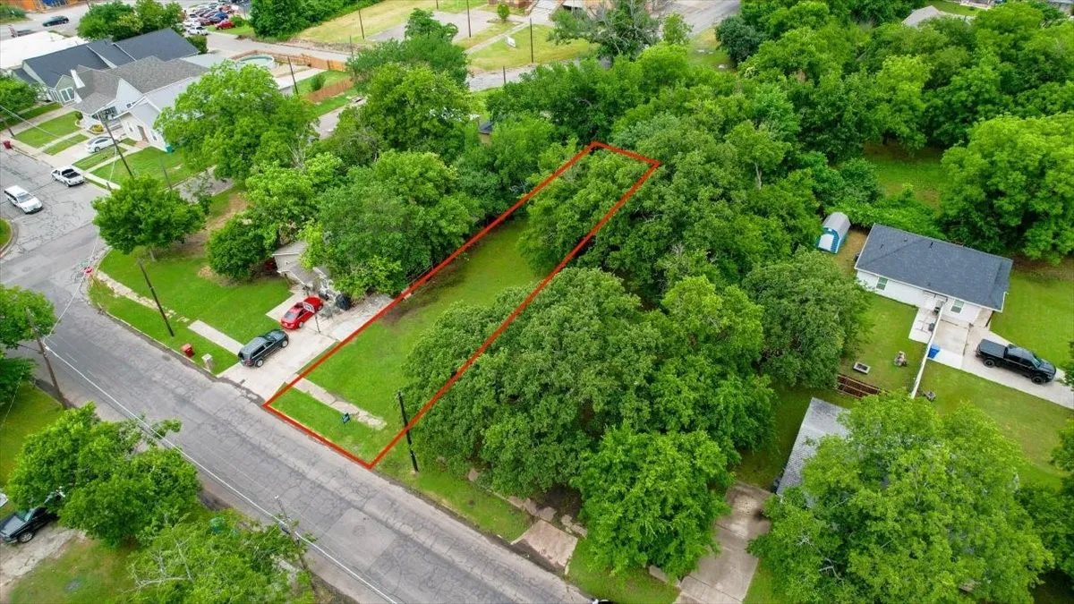 Unimproved Land For Sale in Grayson County , 209 E College Street, Sherman, Texas 75090, 0, 0, Garage spaces, 0 Sqft, built in 0, mls#21305634, Real Estate Agent in Sherman, Homes For Sale in Grayson county, Homes For Sale in Sherman, Realtor in Sherman Texas, Real Estate Brokerage Independent Realty Texas, Luminita Cordes Realtor