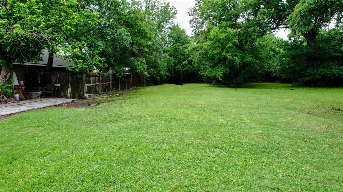 Unimproved Land For Sale in Grayson County , 209 E College Street, Sherman, Texas 75090, 0, 0, Garage spaces, 0 Sqft, built in 0, mls#21305634, Real Estate Agent in Sherman, Homes For Sale in Grayson county, Homes For Sale in Sherman, Realtor in Sherman Texas, Real Estate Brokerage Independent Realty Texas, Luminita Cordes Realtor