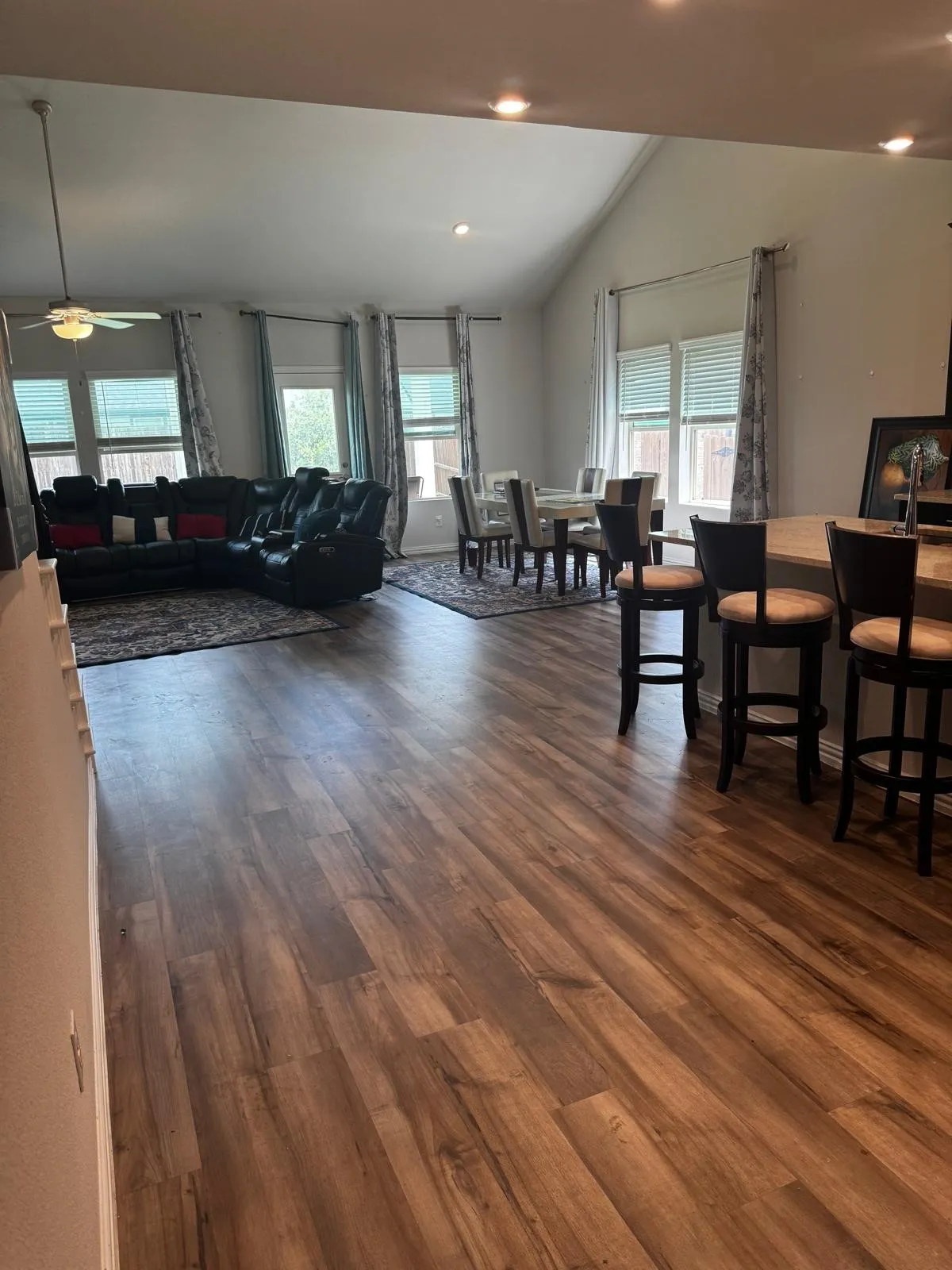 Single Family Residence For Rent in Collin County , 472 Rock Creek Drive, Princeton, Texas 75407, 5 Bedroom, 3 Bathroom, 2 Garage spaces, 3,015 Sqft, built in 2021, mls#21307981, Real Estate Agent in Princeton, Homes For Rent in Collin county, Homes For Rent in Princeton, Realtor in Princeton Texas, Real Estate Brokerage Independent Realty Texas, Luminita Cordes Realtor