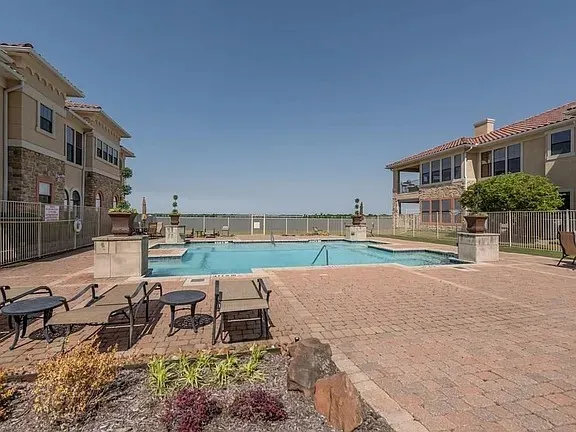 Community pool