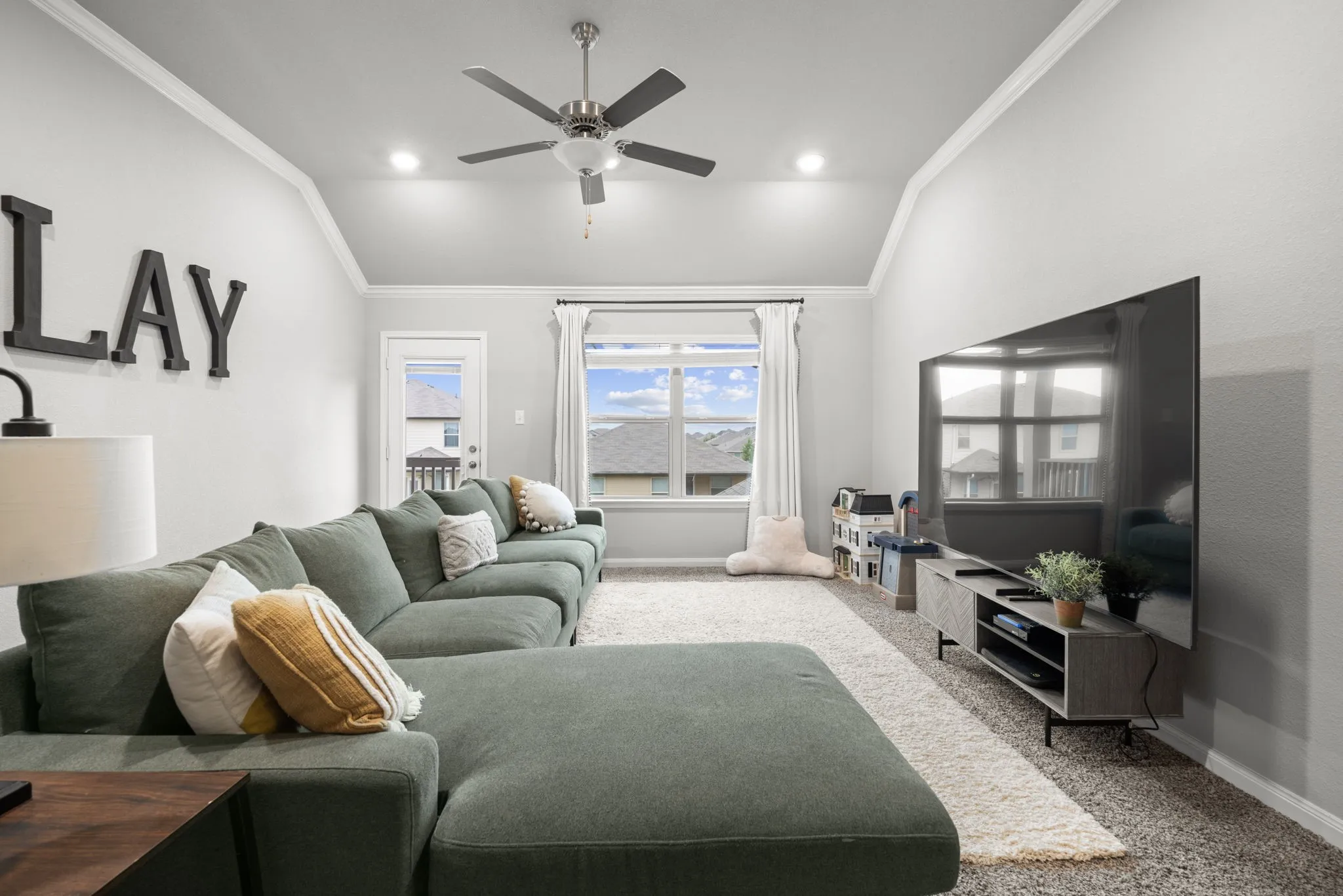 Single Family Residence For Sale in Mc Lennan County , 3221 Samson Drive, Waco, Texas 76655, 6 Bedroom, 4 Bathroom, 2 Garage spaces, 3,249 Sqft, built in 2019, mls#21309466, Real Estate Agent in Waco, Homes For Sale in Mc Lennan county, Homes For Sale in Waco, Realtor in Waco Texas, Real Estate Brokerage Independent Realty Texas, Luminita Cordes Realtor