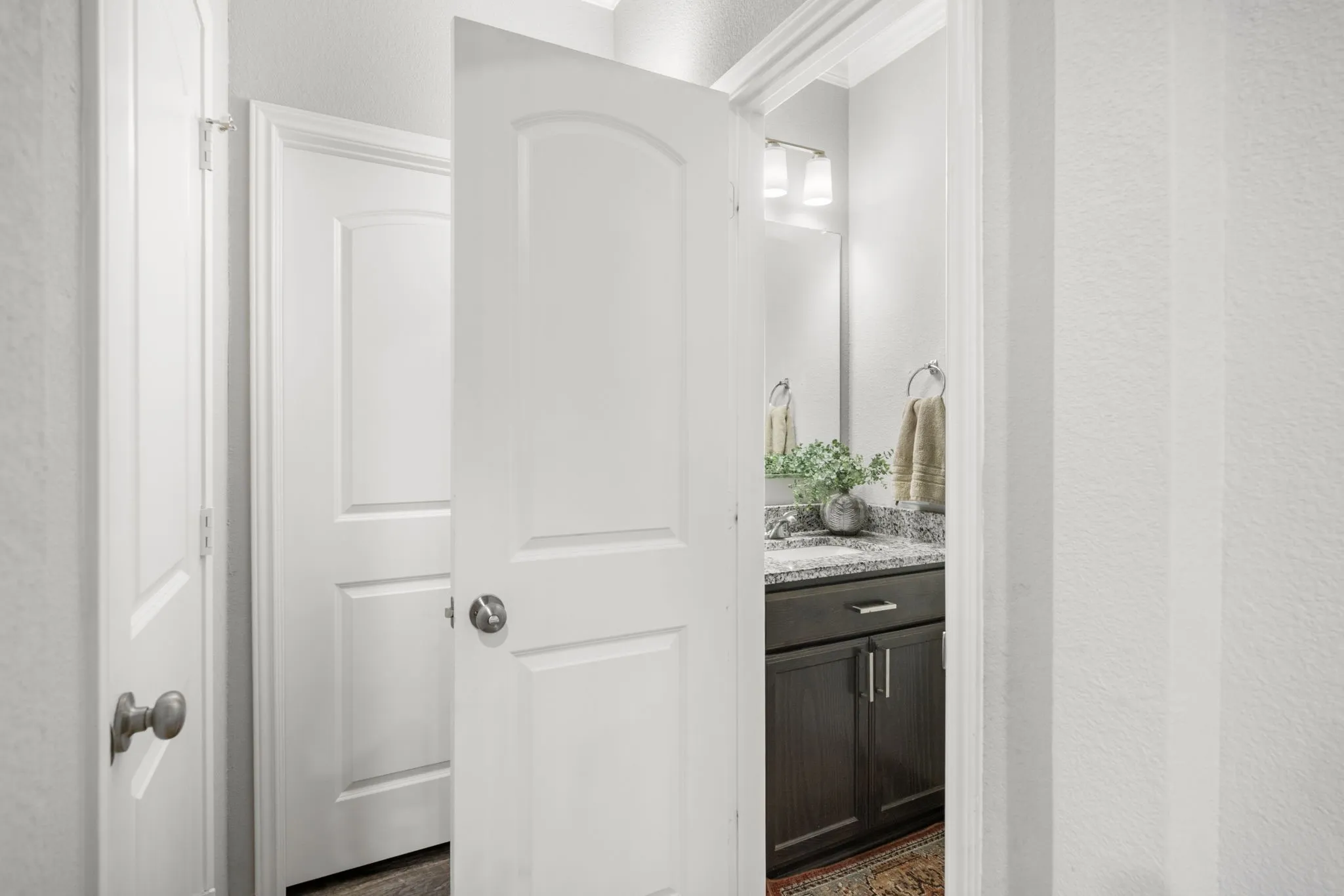 Single Family Residence For Sale in Mc Lennan County , 3221 Samson Drive, Waco, Texas 76655, 6 Bedroom, 4 Bathroom, 2 Garage spaces, 3,249 Sqft, built in 2019, mls#21309466, Real Estate Agent in Waco, Homes For Sale in Mc Lennan county, Homes For Sale in Waco, Realtor in Waco Texas, Real Estate Brokerage Independent Realty Texas, Luminita Cordes Realtor