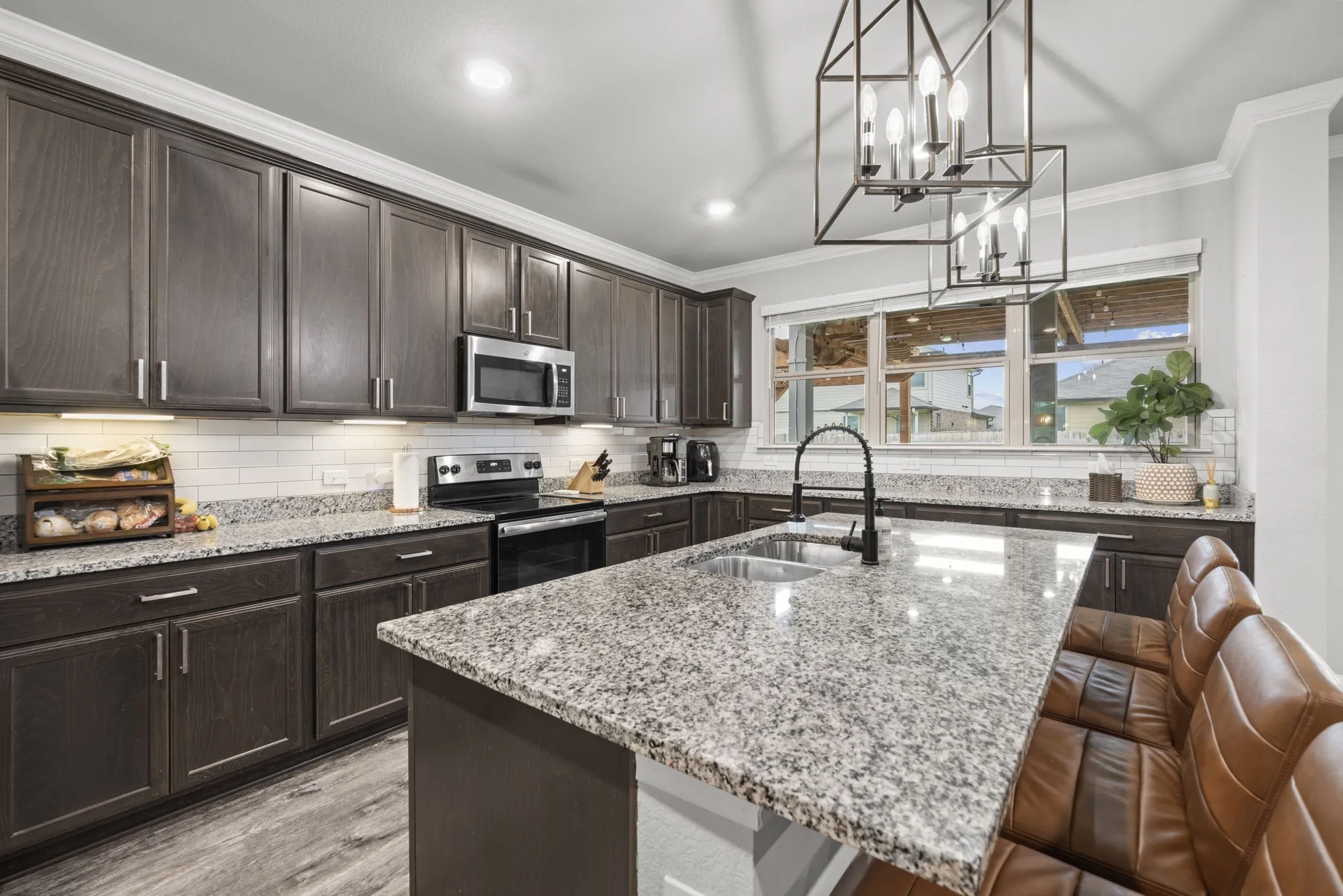 Single Family Residence For Sale in Mc Lennan County , 3221 Samson Drive, Waco, Texas 76655, 6 Bedroom, 4 Bathroom, 2 Garage spaces, 3,249 Sqft, built in 2019, mls#21309466, Real Estate Agent in Waco, Homes For Sale in Mc Lennan county, Homes For Sale in Waco, Realtor in Waco Texas, Real Estate Brokerage Independent Realty Texas, Luminita Cordes Realtor