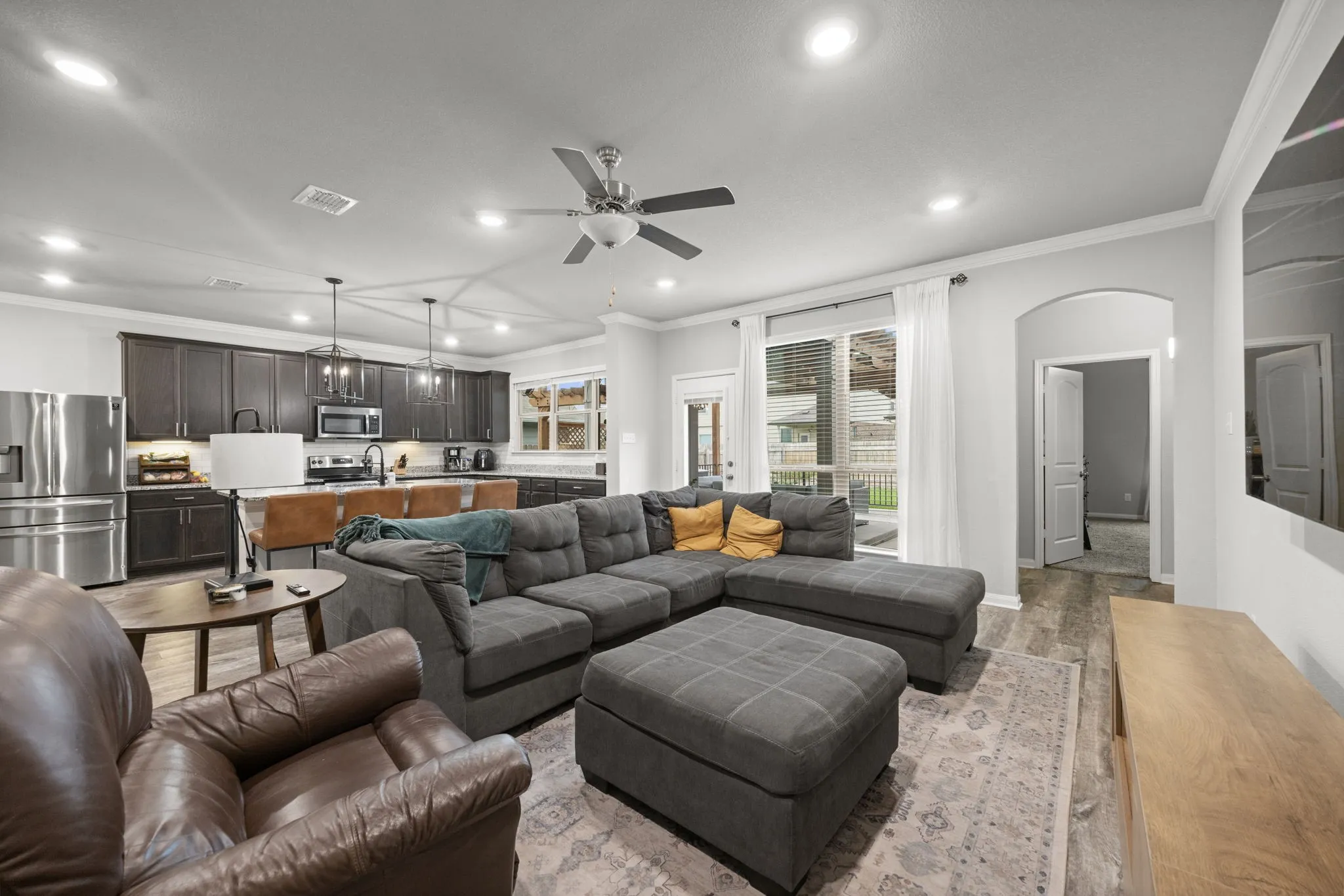 Single Family Residence For Sale in Mc Lennan County , 3221 Samson Drive, Waco, Texas 76655, 6 Bedroom, 4 Bathroom, 2 Garage spaces, 3,249 Sqft, built in 2019, mls#21309466, Real Estate Agent in Waco, Homes For Sale in Mc Lennan county, Homes For Sale in Waco, Realtor in Waco Texas, Real Estate Brokerage Independent Realty Texas, Luminita Cordes Realtor