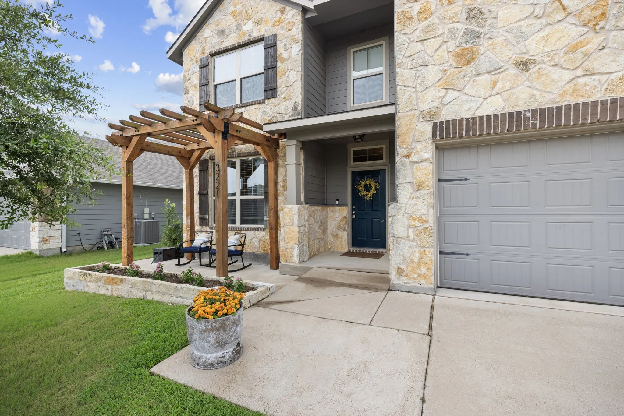 Single Family Residence For Sale in Mc Lennan County , 3221 Samson Drive, Waco, Texas 76655, 6 Bedroom, 4 Bathroom, 2 Garage spaces, 3,249 Sqft, built in 2019, mls#21309466, Real Estate Agent in Waco, Homes For Sale in Mc Lennan county, Homes For Sale in Waco, Realtor in Waco Texas, Real Estate Brokerage Independent Realty Texas, Luminita Cordes Realtor