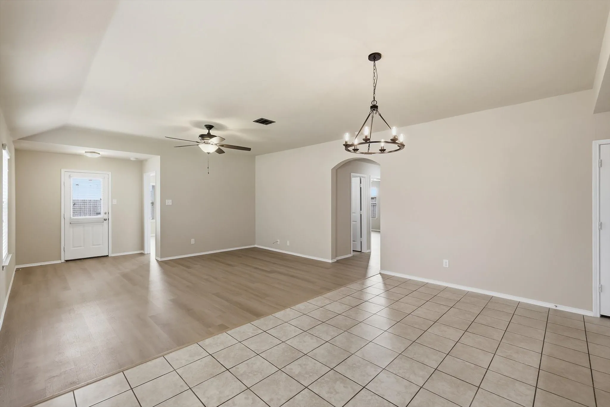 Single Family Residence For Sale in Collin County , 2334 Triston Street, Anna, Texas 75409, 4 Bedroom, 2 Bathroom, 2 Garage spaces, 1,892 Sqft, built in 2017, mls#21312435, Real Estate Agent in Anna, Homes For Sale in Collin county, Homes For Sale in Anna, Realtor in Anna Texas, Real Estate Brokerage Independent Realty Texas, Luminita Cordes Realtor