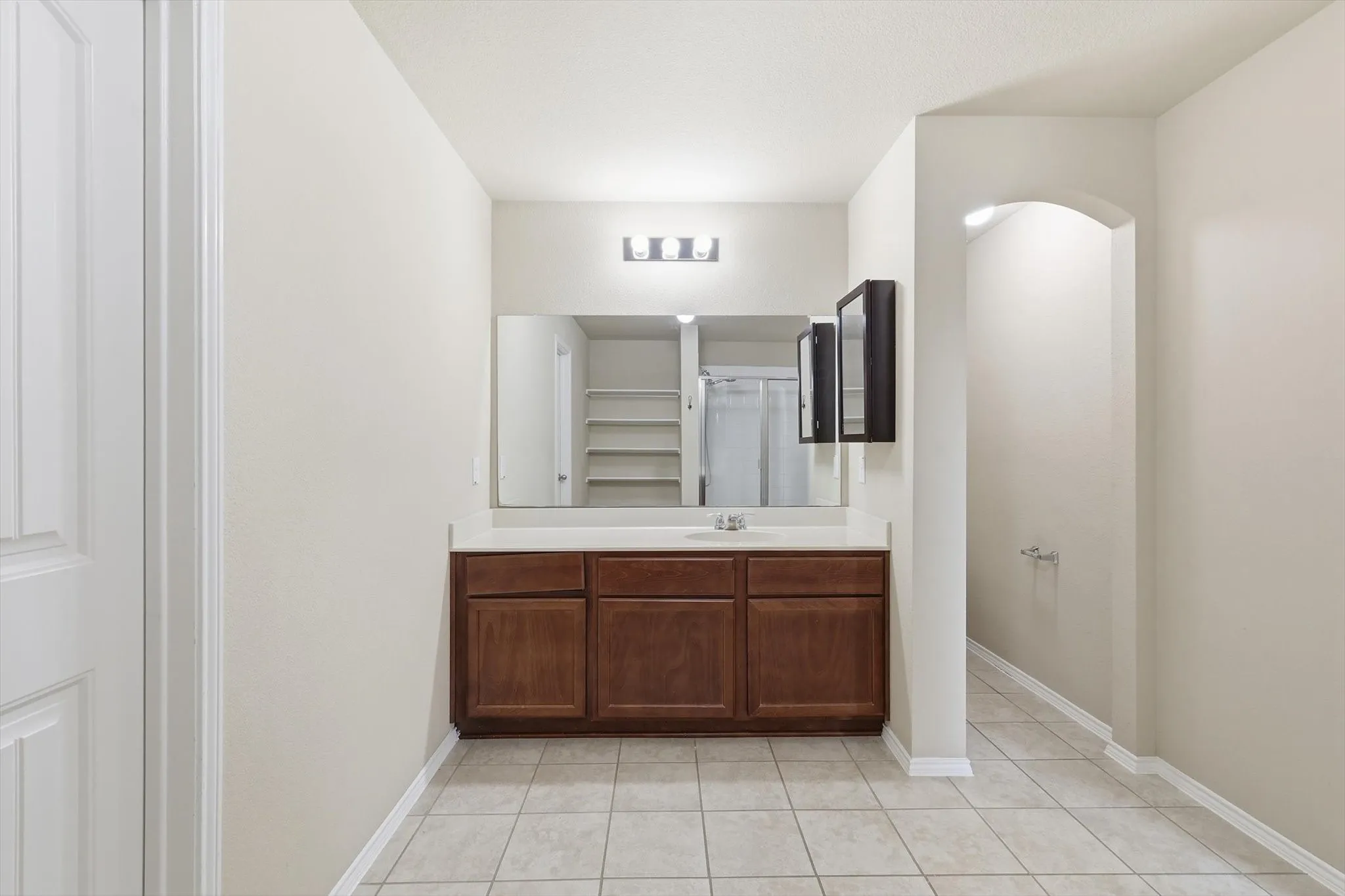 Single Family Residence For Sale in Collin County , 2334 Triston Street, Anna, Texas 75409, 4 Bedroom, 2 Bathroom, 2 Garage spaces, 1,892 Sqft, built in 2017, mls#21312435, Real Estate Agent in Anna, Homes For Sale in Collin county, Homes For Sale in Anna, Realtor in Anna Texas, Real Estate Brokerage Independent Realty Texas, Luminita Cordes Realtor