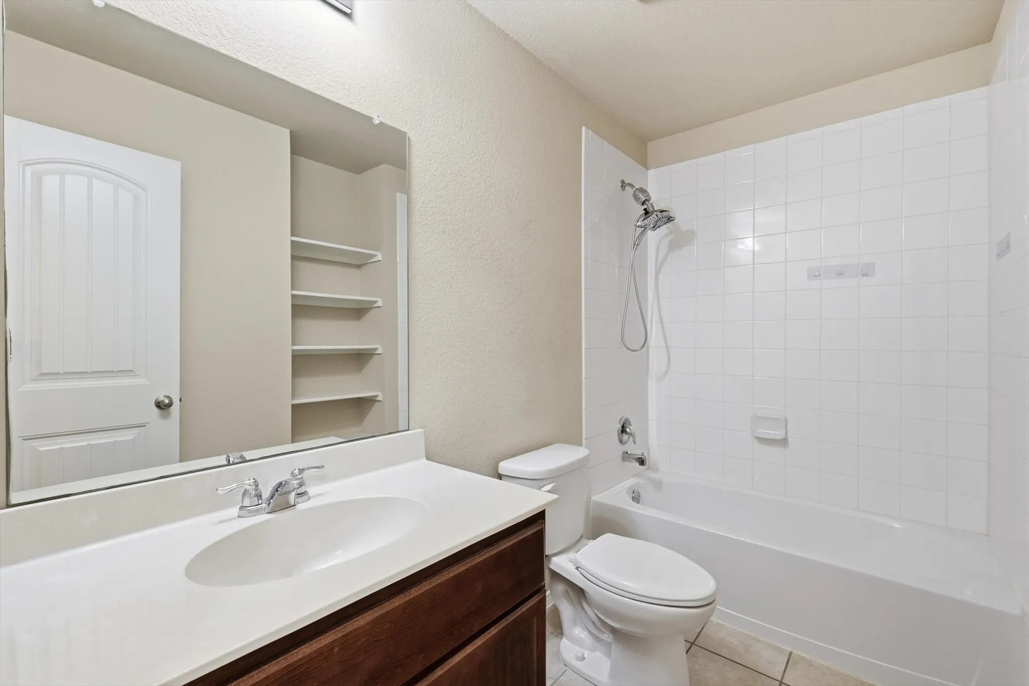 Single Family Residence For Sale in Collin County , 2334 Triston Street, Anna, Texas 75409, 4 Bedroom, 2 Bathroom, 2 Garage spaces, 1,892 Sqft, built in 2017, mls#21312435, Real Estate Agent in Anna, Homes For Sale in Collin county, Homes For Sale in Anna, Realtor in Anna Texas, Real Estate Brokerage Independent Realty Texas, Luminita Cordes Realtor