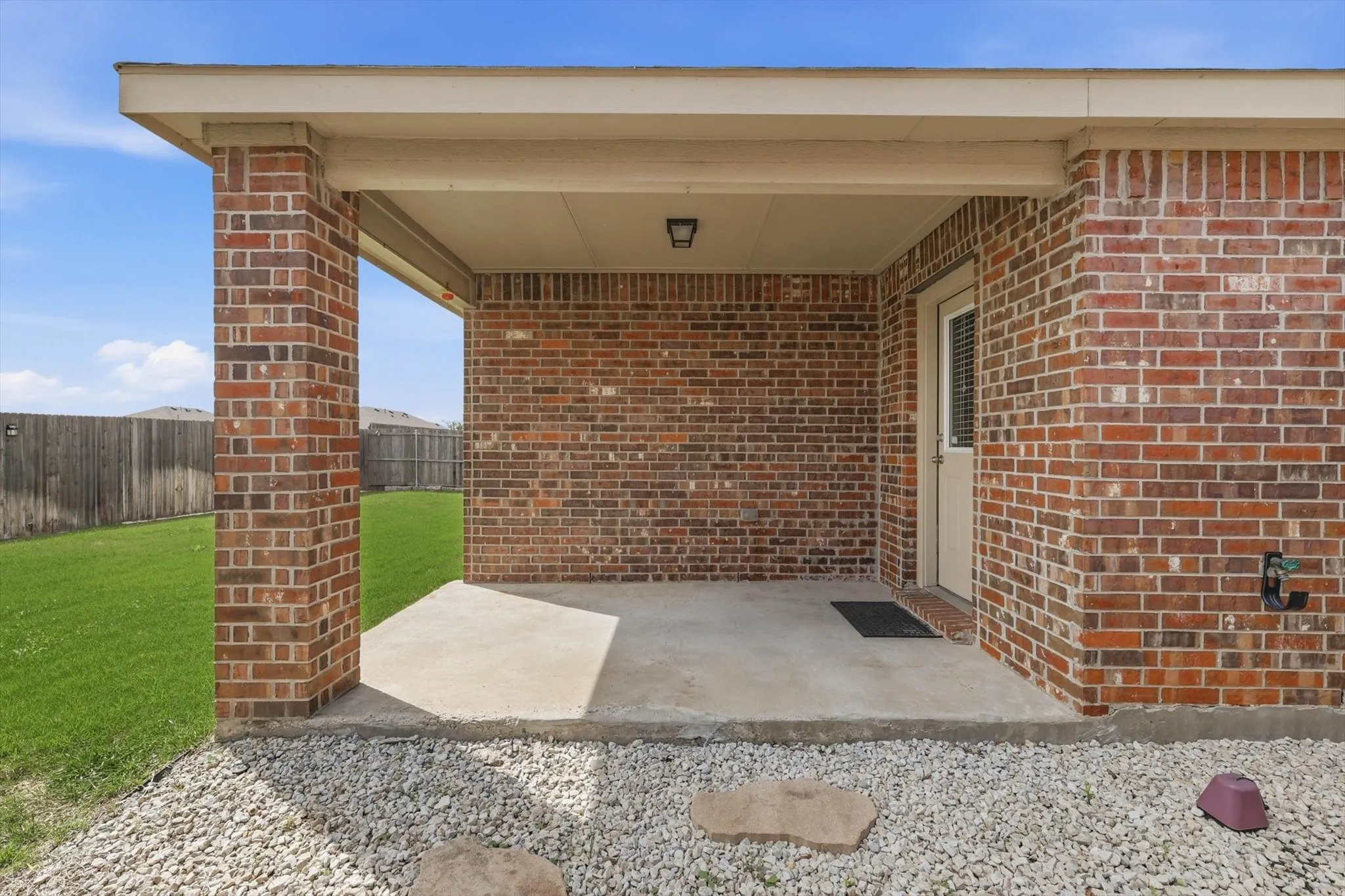 Single Family Residence For Sale in Collin County , 2334 Triston Street, Anna, Texas 75409, 4 Bedroom, 2 Bathroom, 2 Garage spaces, 1,892 Sqft, built in 2017, mls#21312435, Real Estate Agent in Anna, Homes For Sale in Collin county, Homes For Sale in Anna, Realtor in Anna Texas, Real Estate Brokerage Independent Realty Texas, Luminita Cordes Realtor