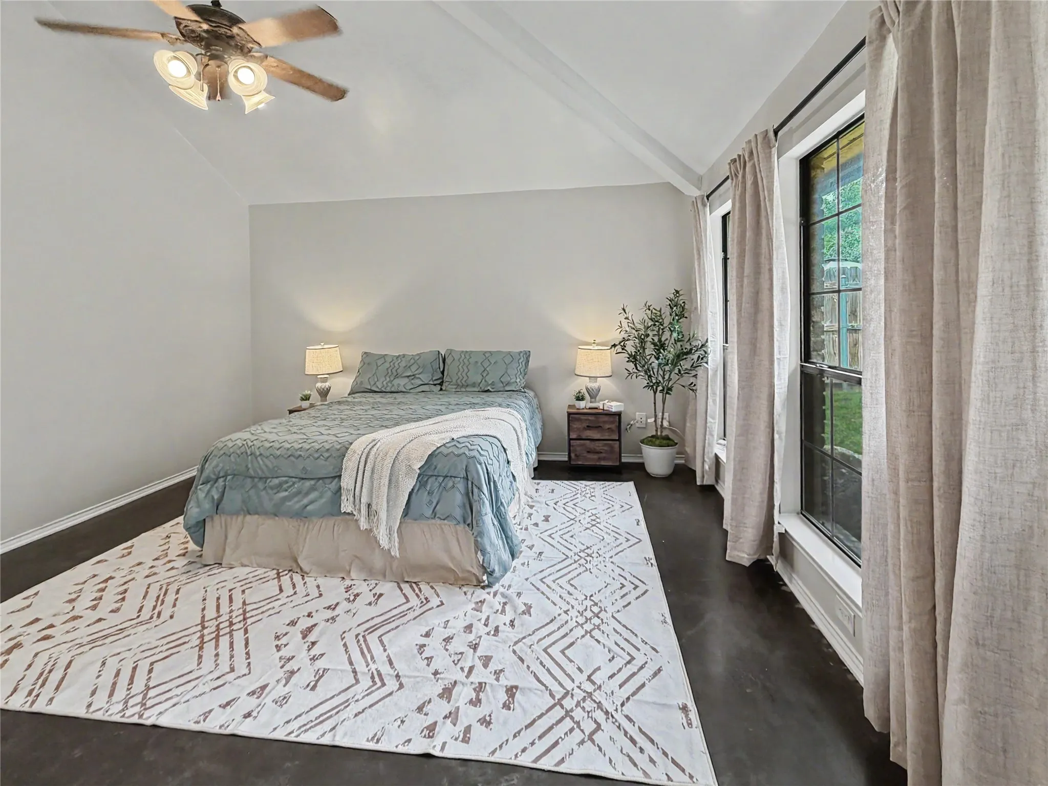 Single Family Residence For Sale in Tarrant County , 3658 Snow Creek Drive, Fort Worth, Texas 76008, 4 Bedroom, 2 Bathroom, 2 Garage spaces, 2,784 Sqft, built in 1984, mls#21312442, Real Estate Agent in Fort Worth, Homes For Sale in Tarrant county, Homes For Sale in Fort Worth, Realtor in Fort Worth Texas, Real Estate Brokerage Independent Realty Texas, Luminita Cordes Realtor