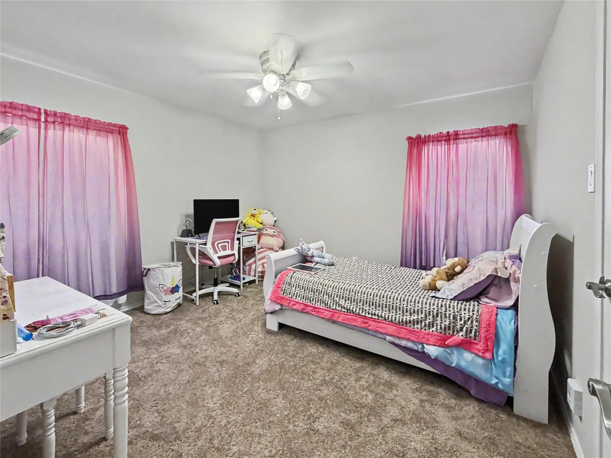Single Family Residence For Sale in Tarrant County , 3658 Snow Creek Drive, Fort Worth, Texas 76008, 4 Bedroom, 2 Bathroom, 2 Garage spaces, 2,784 Sqft, built in 1984, mls#21312442, Real Estate Agent in Fort Worth, Homes For Sale in Tarrant county, Homes For Sale in Fort Worth, Realtor in Fort Worth Texas, Real Estate Brokerage Independent Realty Texas, Luminita Cordes Realtor