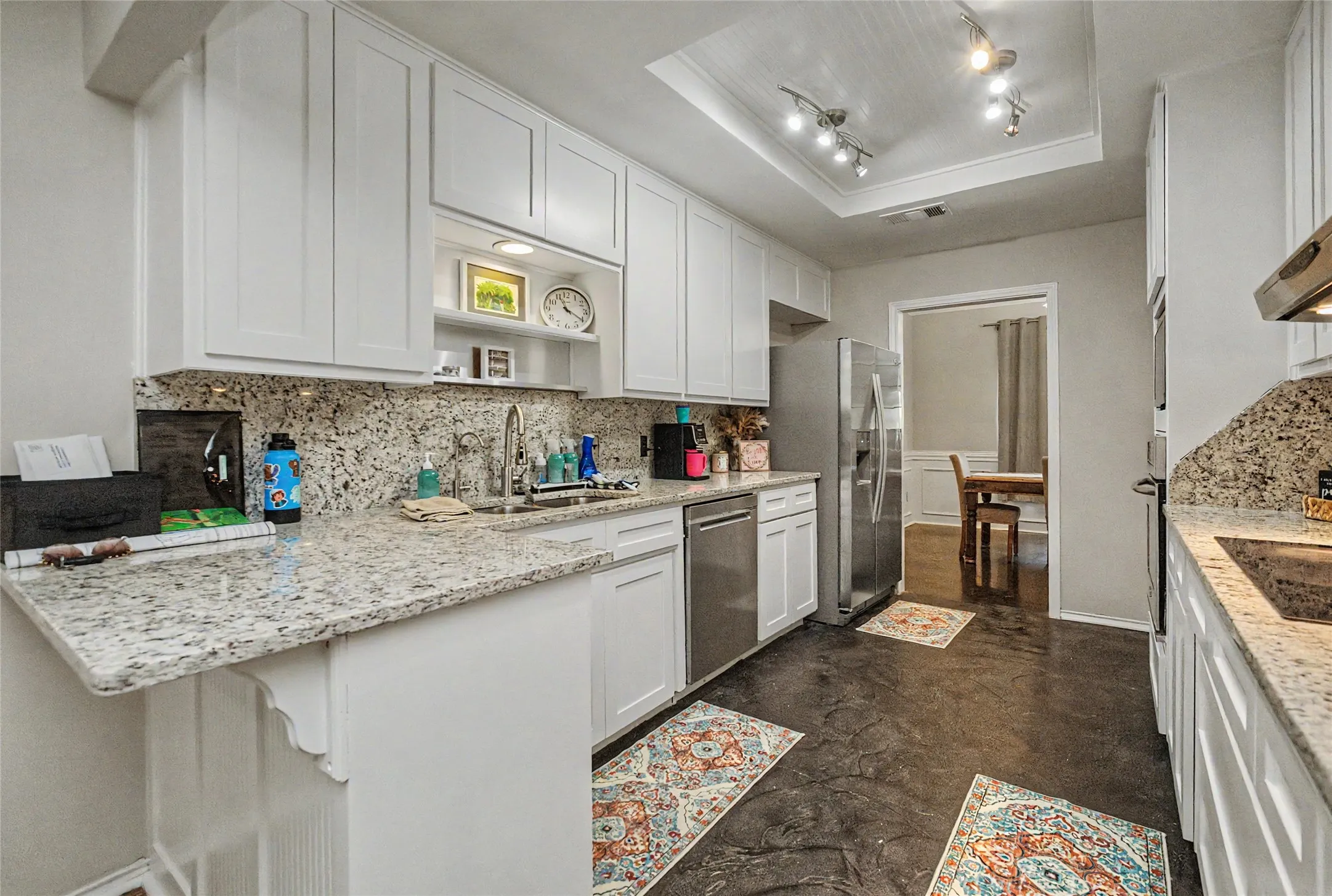 Single Family Residence For Sale in Tarrant County , 3658 Snow Creek Drive, Fort Worth, Texas 76008, 4 Bedroom, 2 Bathroom, 2 Garage spaces, 2,784 Sqft, built in 1984, mls#21312442, Real Estate Agent in Fort Worth, Homes For Sale in Tarrant county, Homes For Sale in Fort Worth, Realtor in Fort Worth Texas, Real Estate Brokerage Independent Realty Texas, Luminita Cordes Realtor