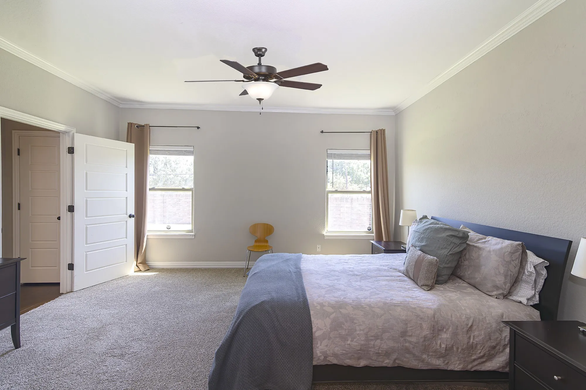 Single Family Residence For Sale in Johnson County , 815 Chestnut Grove Drive, Cleburne, Texas 76033, 3 Bedroom, 2 Bathroom, 2 Garage spaces, 2,179 Sqft, built in 2018, mls#21309900, Real Estate Agent in Cleburne, Homes For Sale in Johnson county, Homes For Sale in Cleburne, Realtor in Cleburne Texas, Real Estate Brokerage Independent Realty Texas, Luminita Cordes Realtor