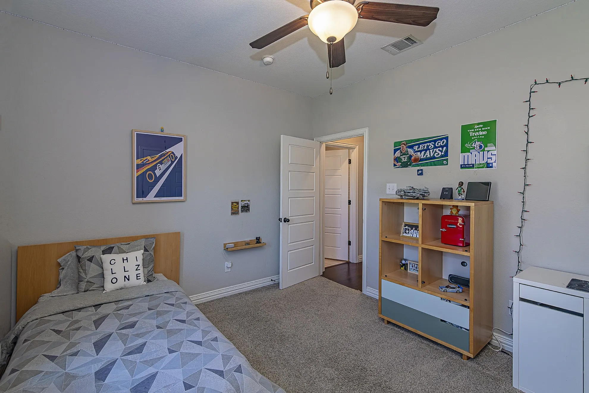 Single Family Residence For Sale in Johnson County , 815 Chestnut Grove Drive, Cleburne, Texas 76033, 3 Bedroom, 2 Bathroom, 2 Garage spaces, 2,179 Sqft, built in 2018, mls#21309900, Real Estate Agent in Cleburne, Homes For Sale in Johnson county, Homes For Sale in Cleburne, Realtor in Cleburne Texas, Real Estate Brokerage Independent Realty Texas, Luminita Cordes Realtor