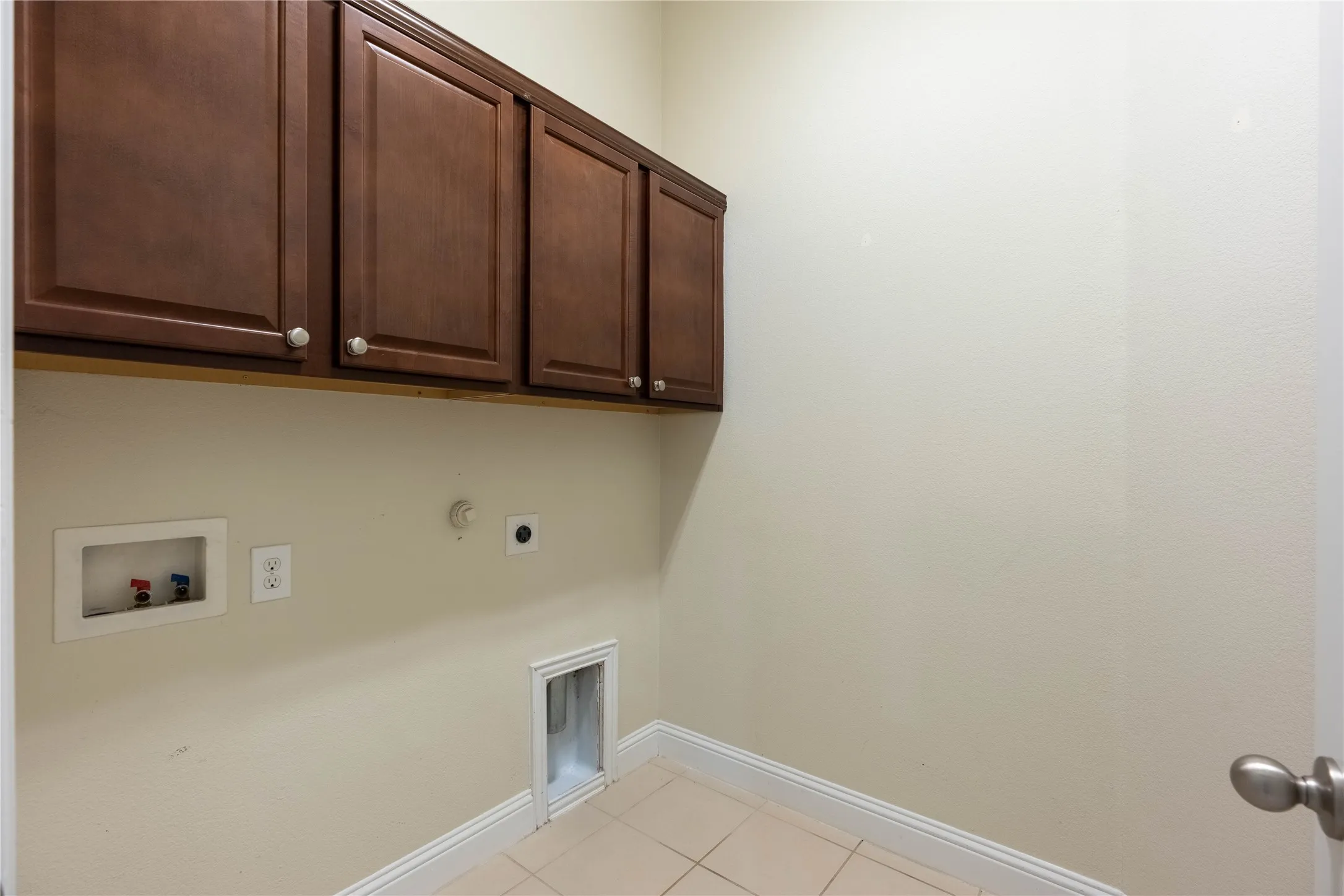 Single Family Residence For Rent in Denton County , 612 Calliopsis Street, Little Elm, Texas 75068, 4 Bedroom, 2 Bathroom, 2 Garage spaces, 2,044 Sqft, built in 2014, mls#21286261, Real Estate Agent in Little Elm, Homes For Rent in Denton county, Homes For Rent in Little Elm, Realtor in Little Elm Texas, Real Estate Brokerage Independent Realty Texas, Luminita Cordes Realtor