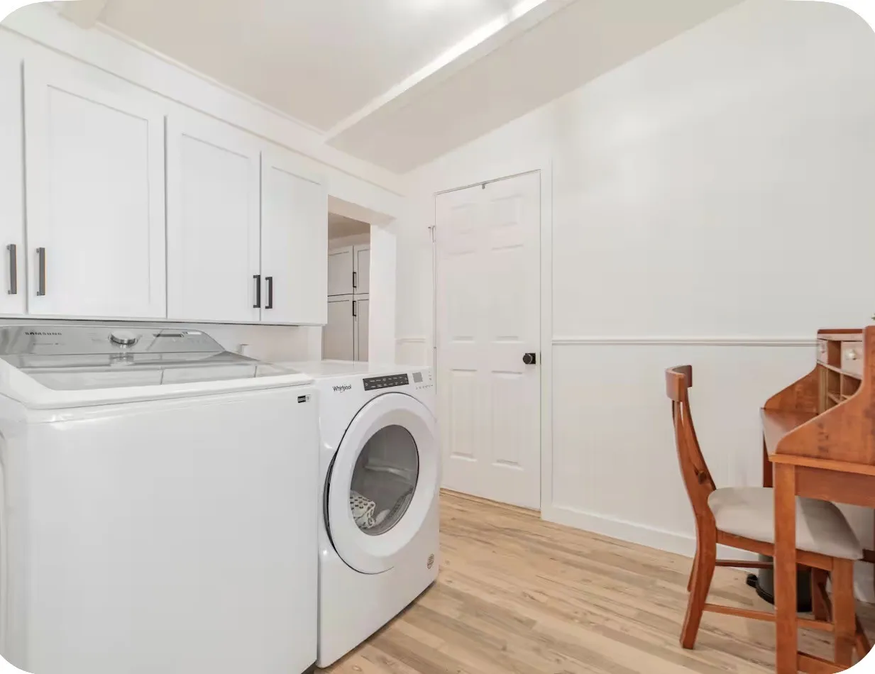 Single Family Residence For Sale in Denton County , 5671, 5681, 1208 Dorothy Lane, Little Elm, Texas 75068, 8 Bedroom, 6 Bathroom, Garage spaces, 4,029 Sqft, built in 1961, mls#21311472, Real Estate Agent in Little Elm, Homes For Sale in Denton county, Homes For Sale in Little Elm, Realtor in Little Elm Texas, Real Estate Brokerage Independent Realty Texas, Luminita Cordes Realtor